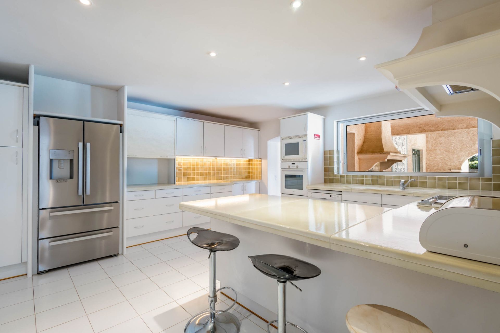 provencal house 9 Rooms for sale on GRIMAUD (83310)