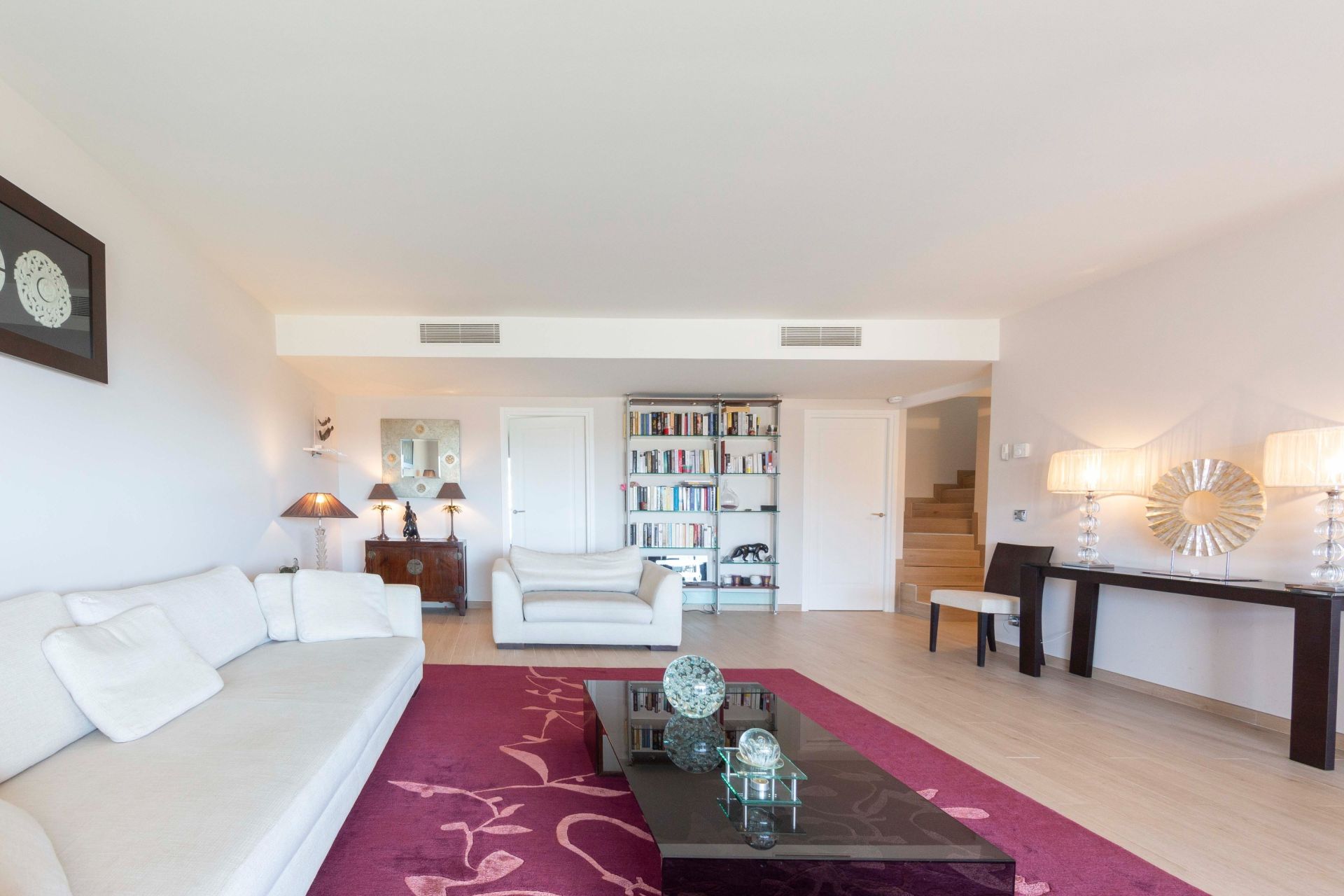 penthouse 5 Rooms for sale on CANNES (06400)