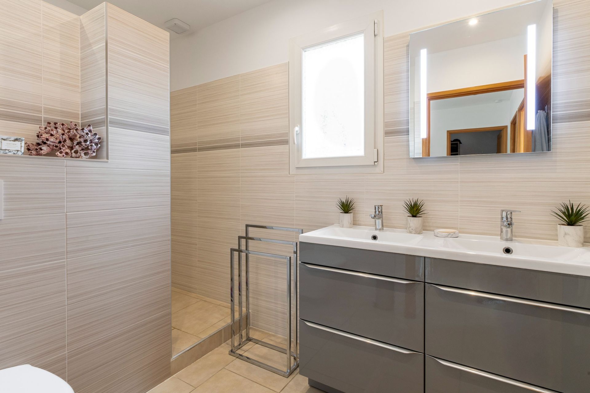 villa 5 Pièces en vente sur GATTIERES (06510)