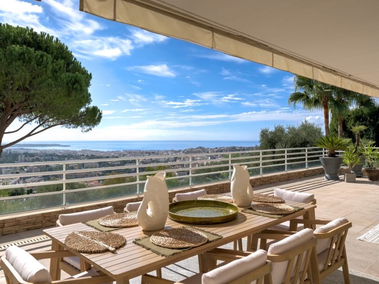 appartement 5 Pièces en vente sur LE CANNET (06110)