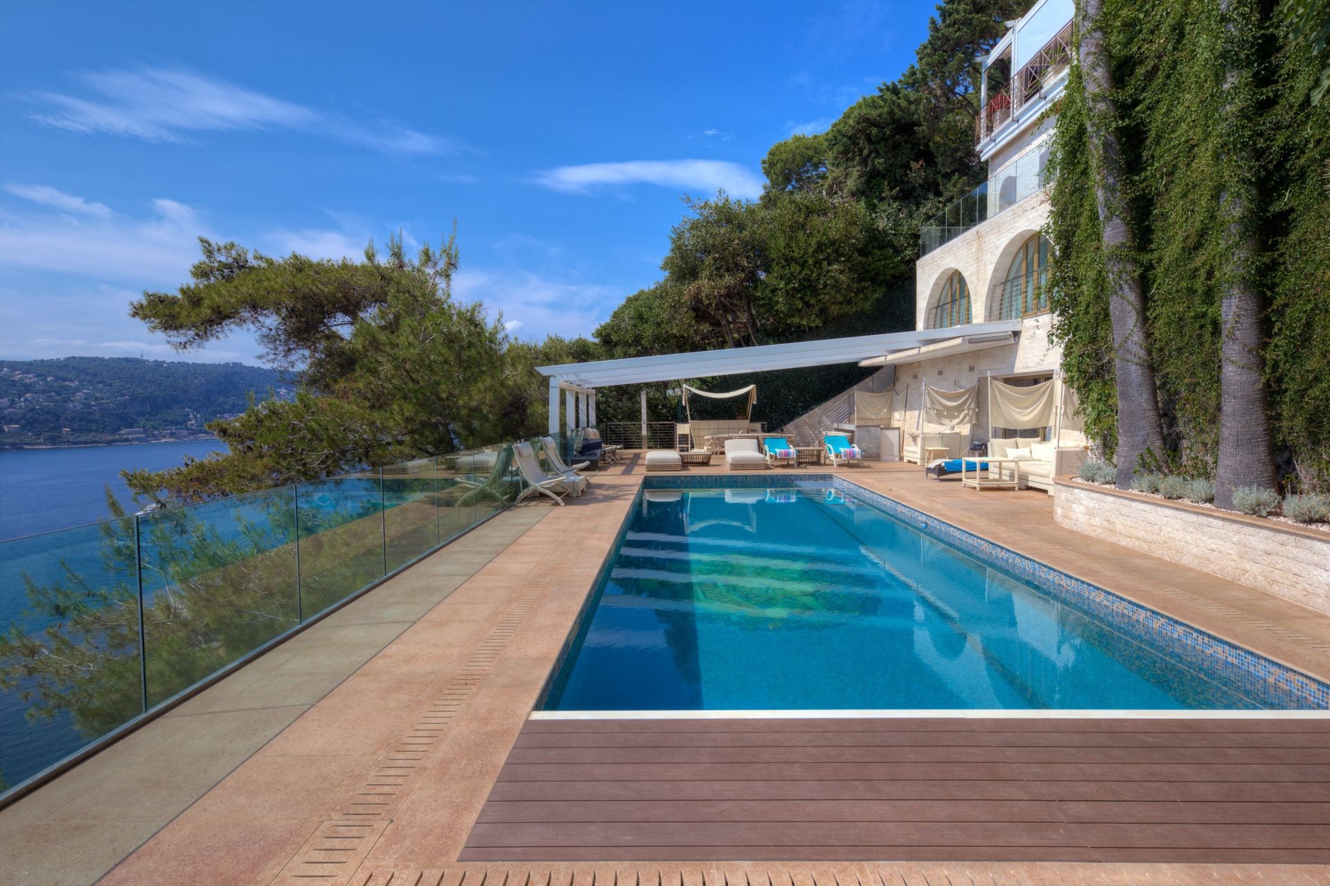 propriété 10 Pièces en vente sur ST JEAN CAP FERRAT (06230)