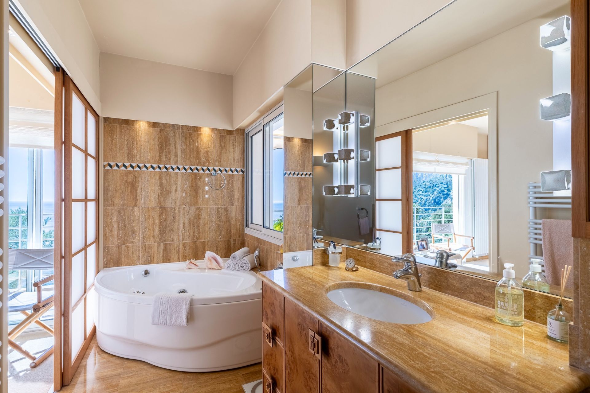 villa 6 Pièces en vente sur EZE (06360)