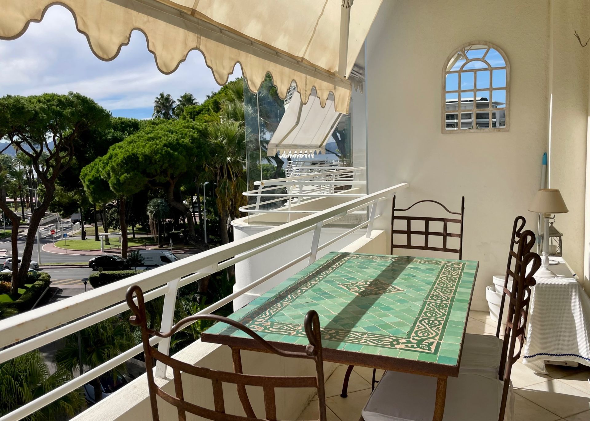 apartment 1 room for sale on CANNES (06400)