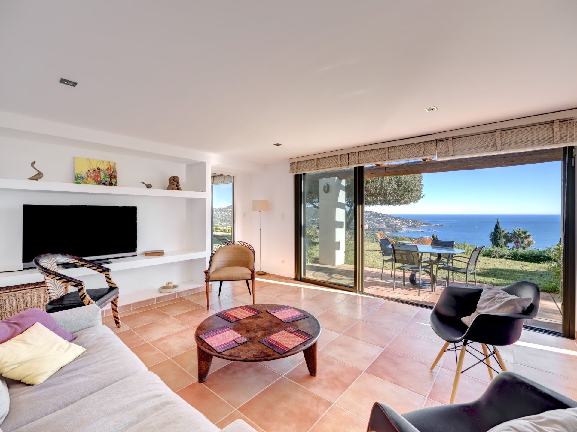 maison contemporaine 10 Pièces en vente sur STE MAXIME (83120)