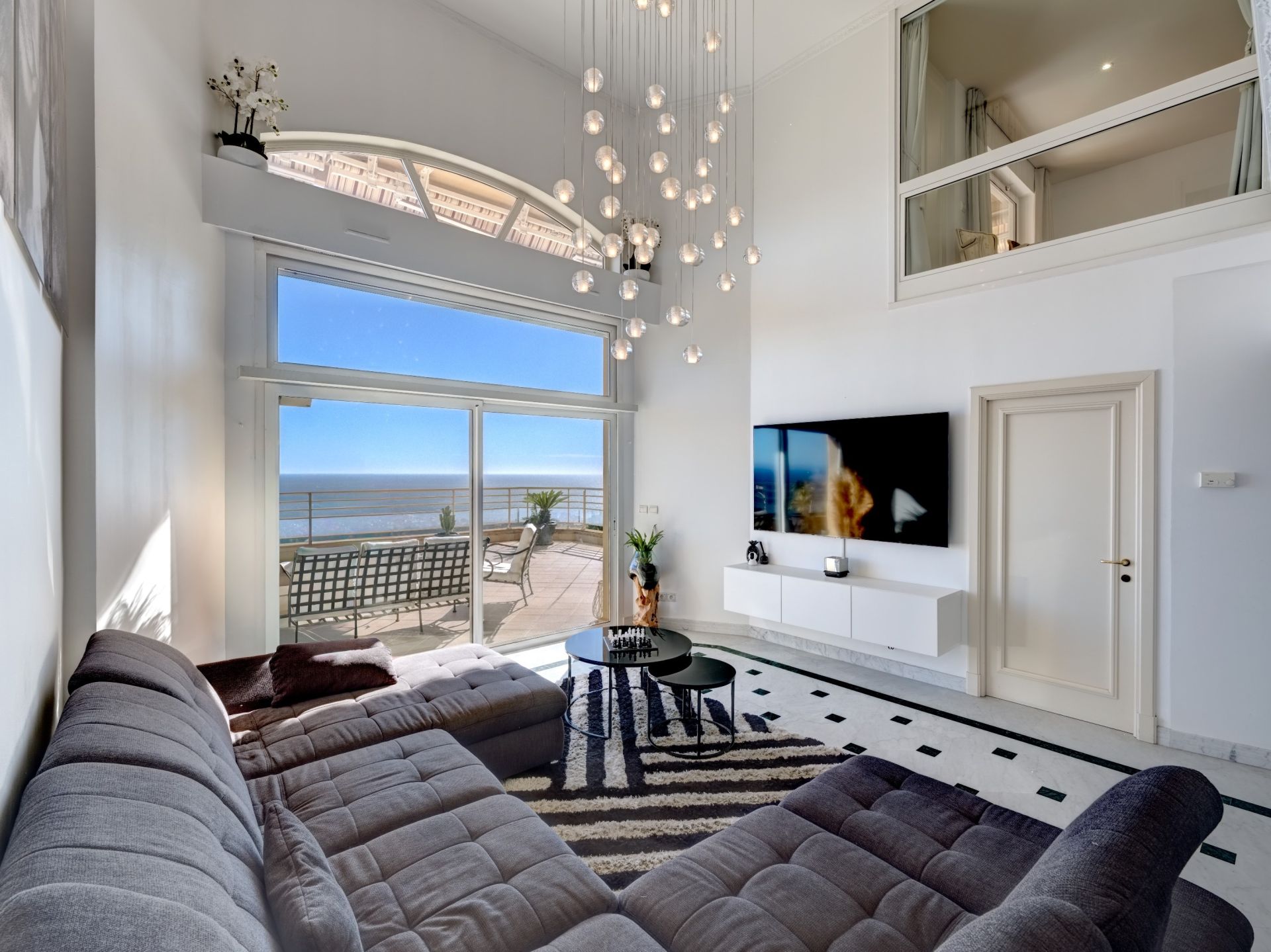 duplex 5 Pièces en vente sur BEAUSOLEIL (06240)