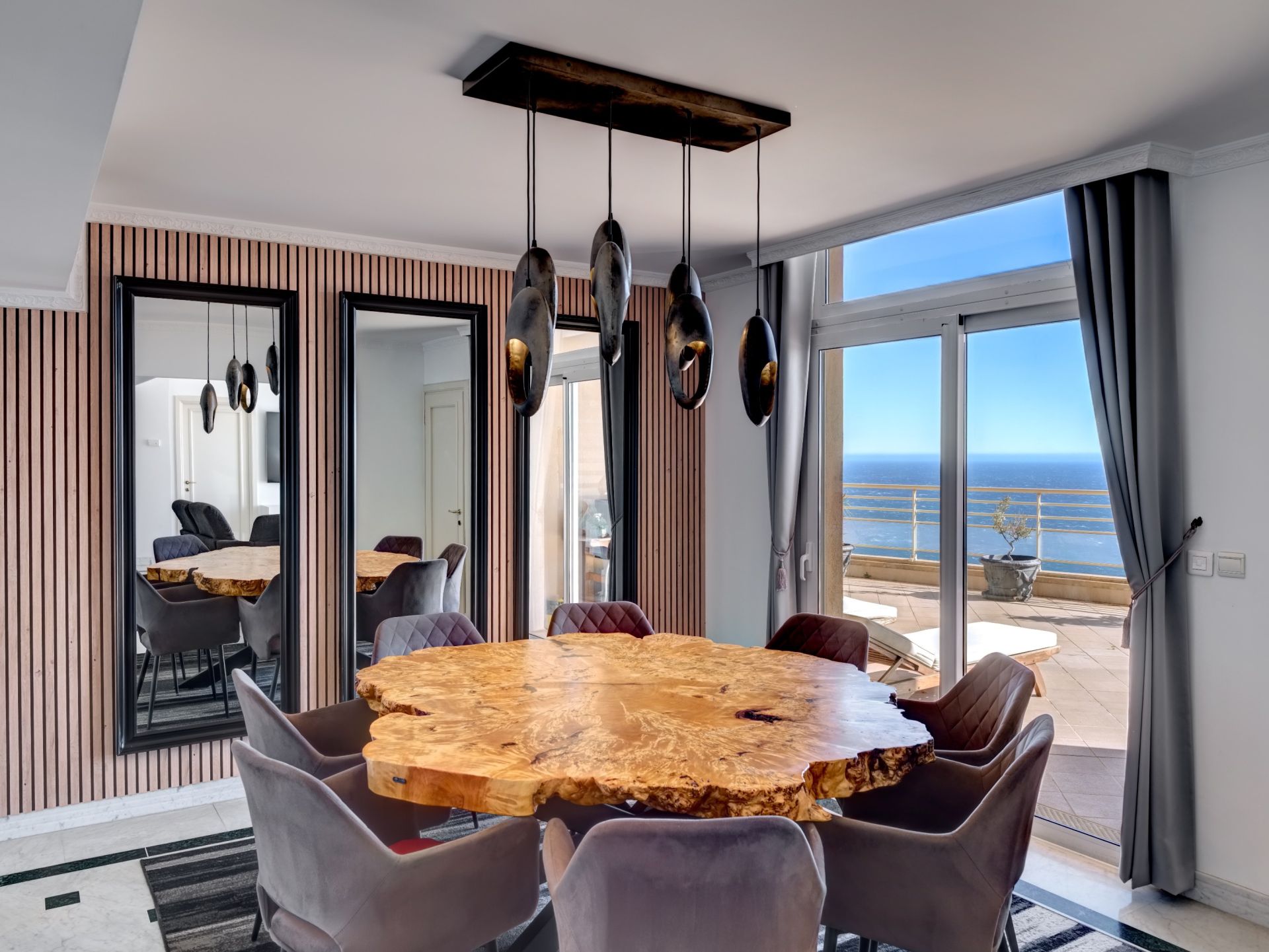 duplex 5 Pièces en vente sur BEAUSOLEIL (06240)