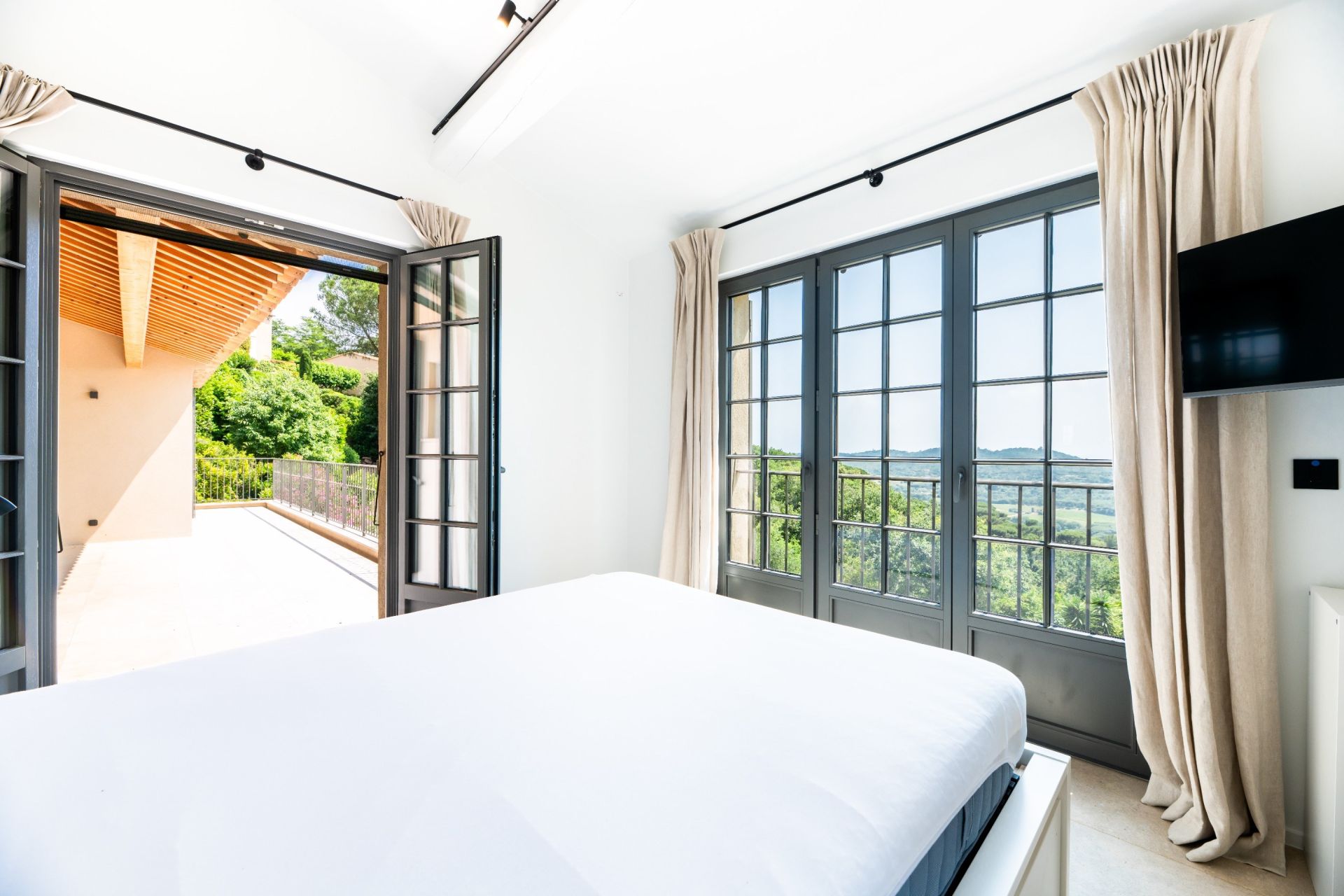 maison provençale 8 Pièces en vente sur GASSIN (83580)