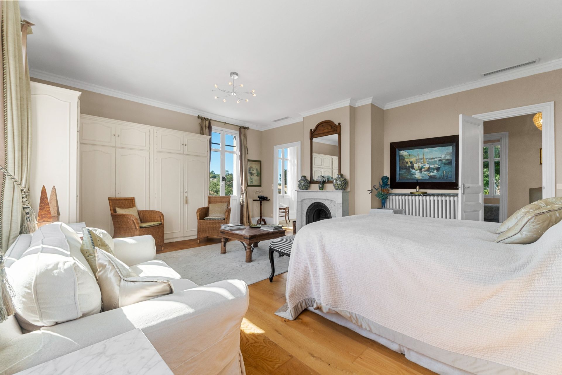 maison de maître 12 Pièces en vente sur MANDELIEU LA NAPOULE (06210)