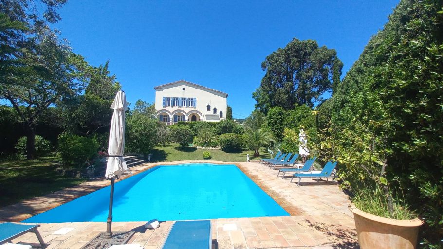 maison de maître 12 Pièces en vente sur MANDELIEU LA NAPOULE (06210)