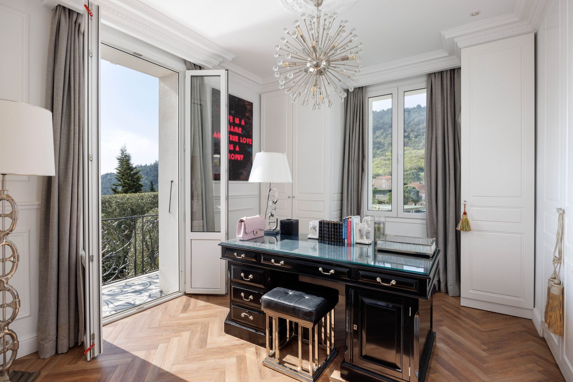 maison bourgeoise 6 Pièces en vente sur EZE (06360)