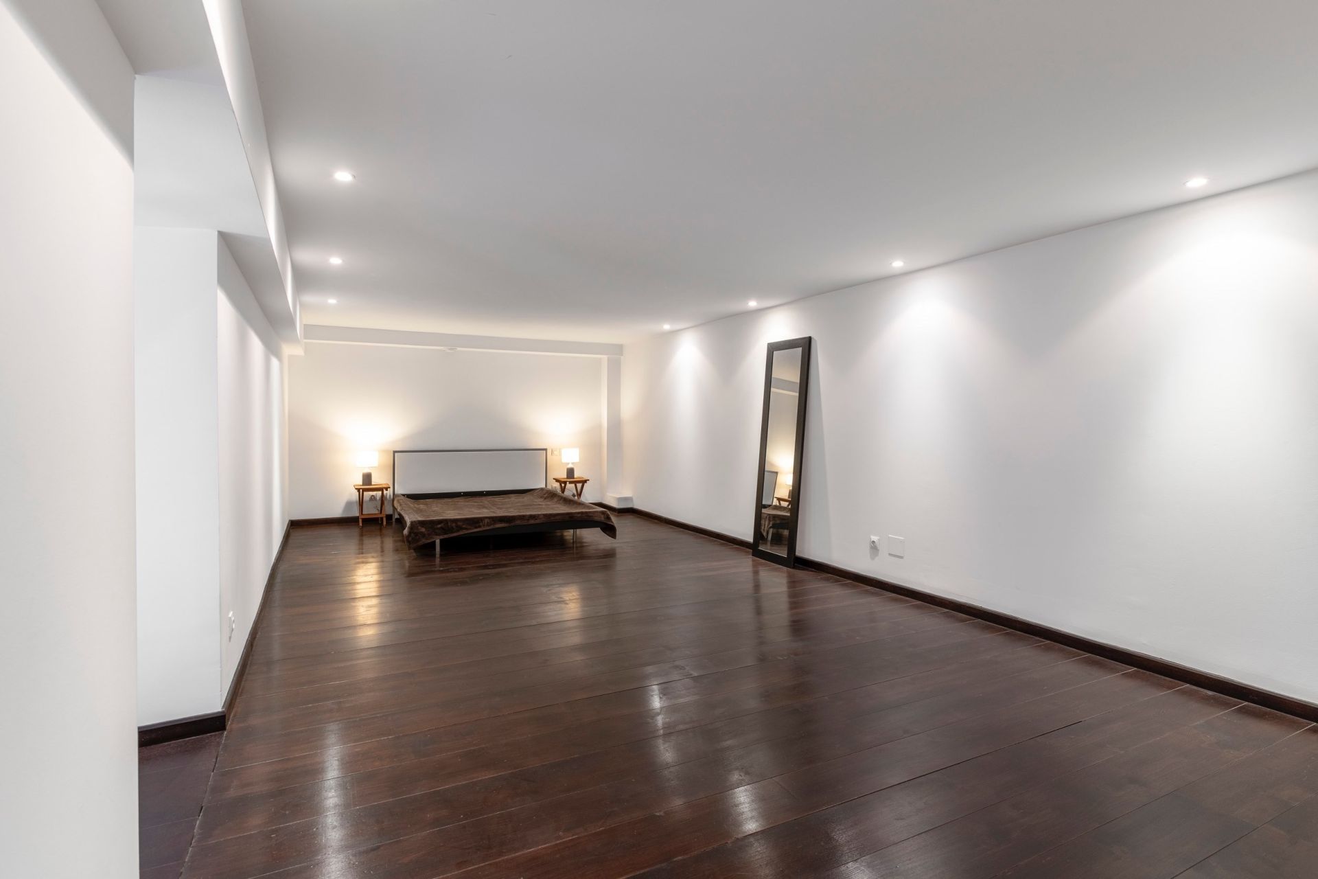 loft 4 Rooms for sale on BEAUSOLEIL (06240)