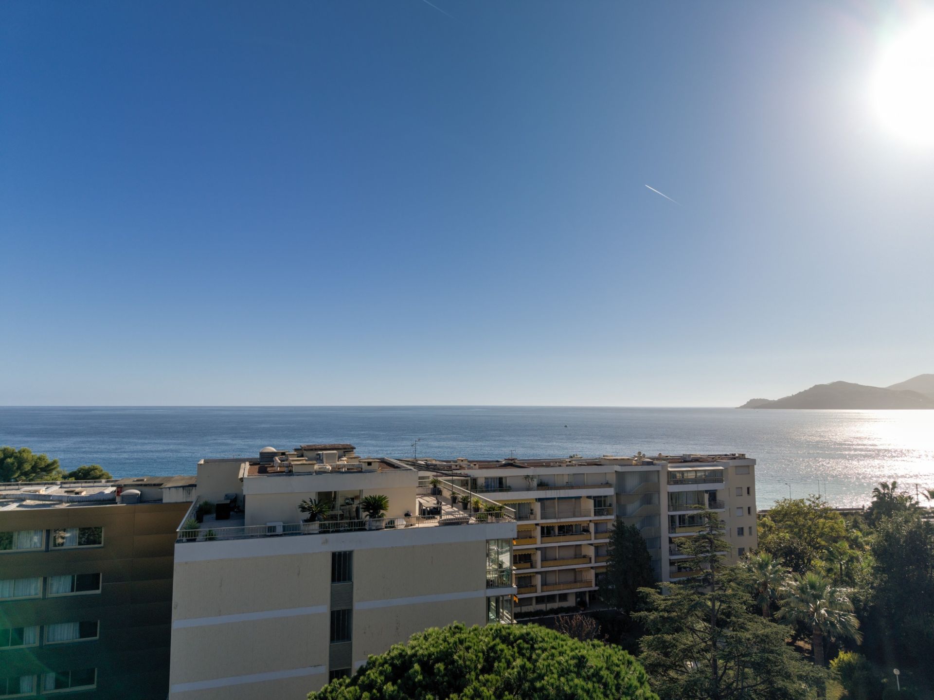 penthouse 4 Rooms for sale on CANNES (06400)