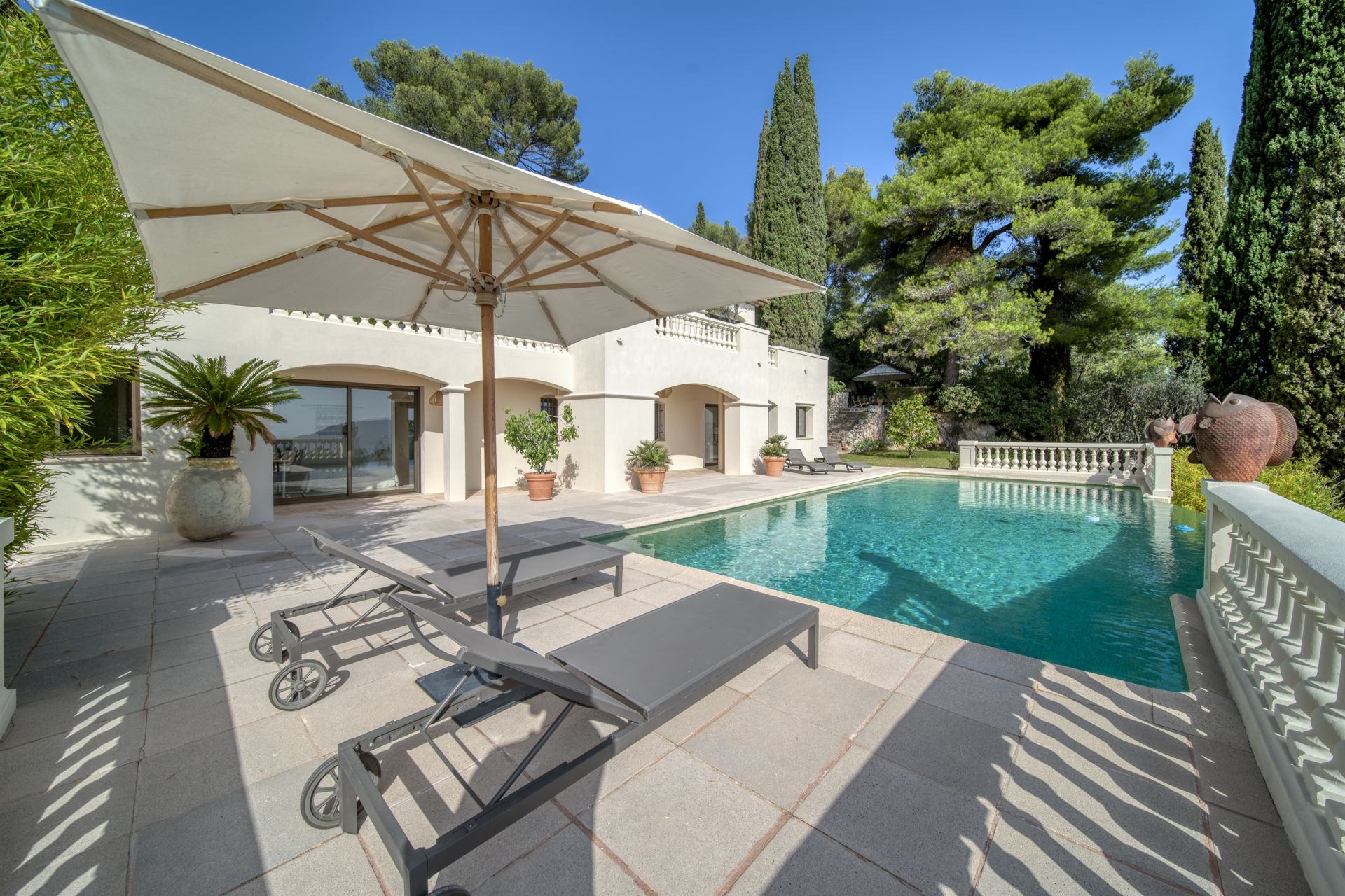 villa 7 Rooms for sale on NICE (06000)