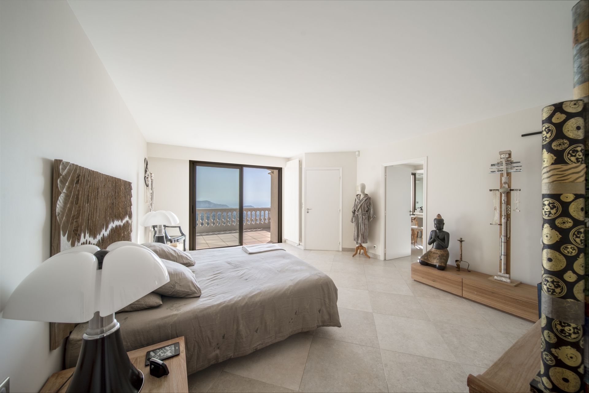 villa 7 Rooms for sale on NICE (06000)