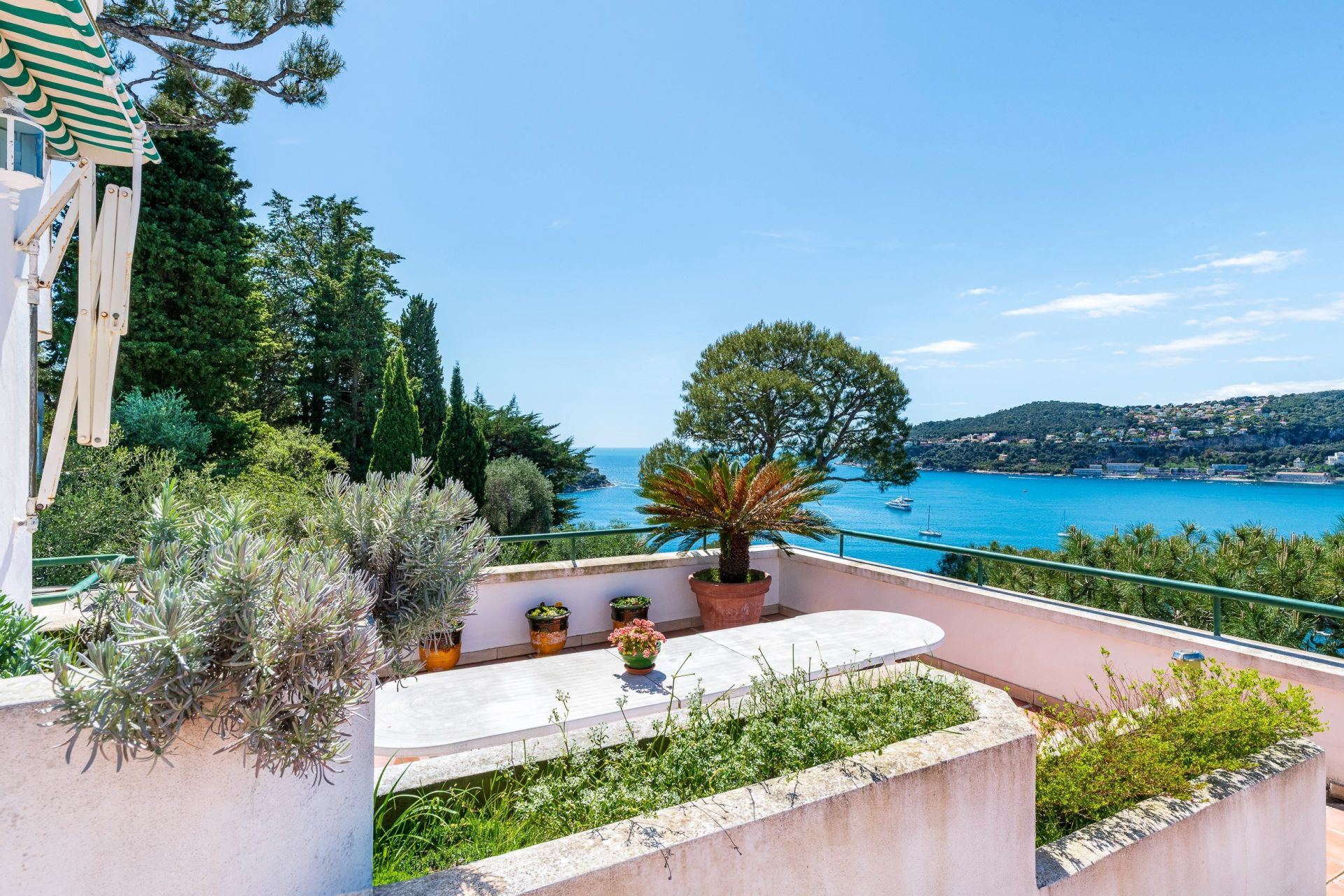 villa 11 Pièces en vente sur ST JEAN CAP FERRAT (06230)