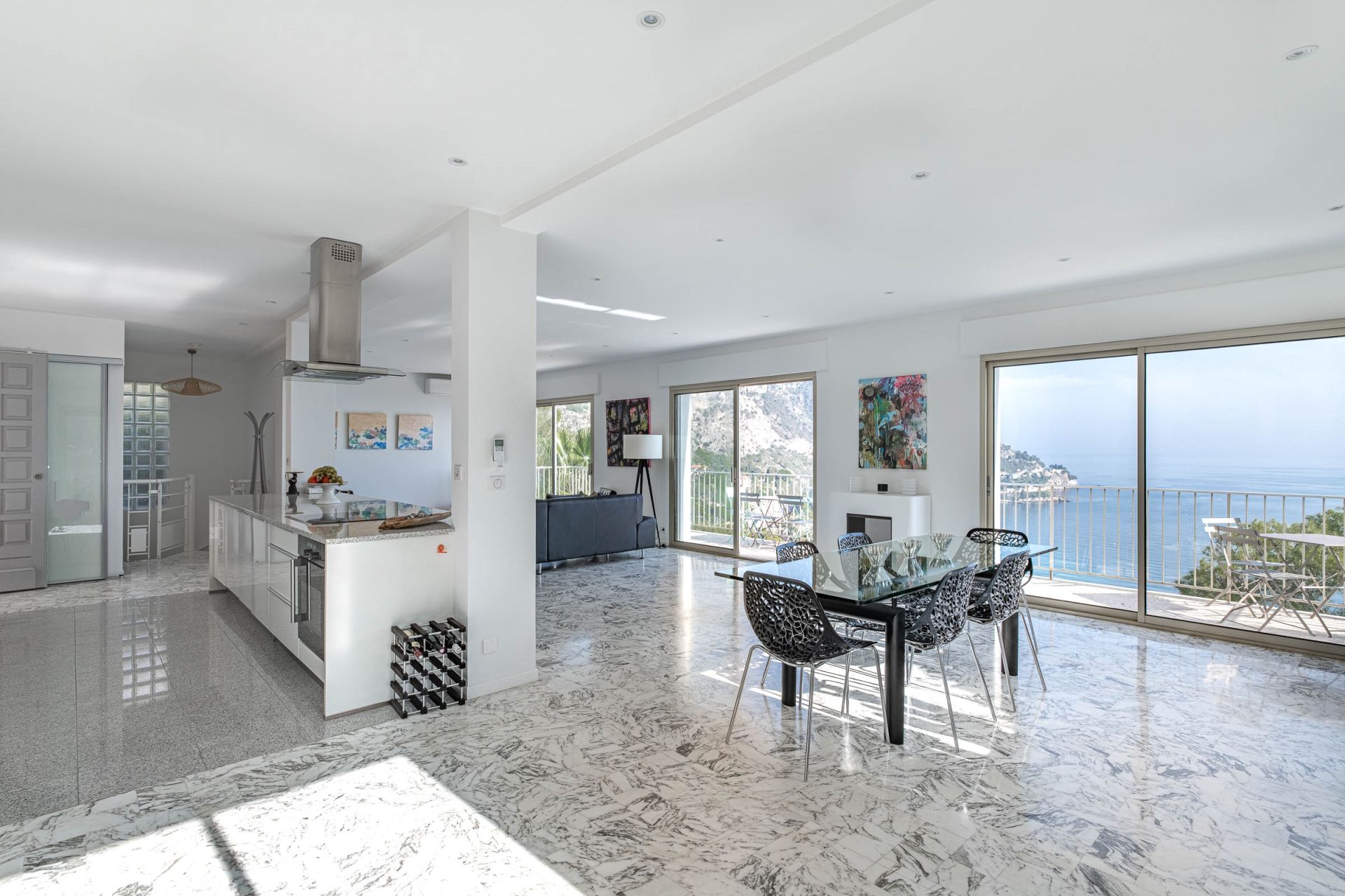 villa 6 Rooms for sale on EZE (06360)