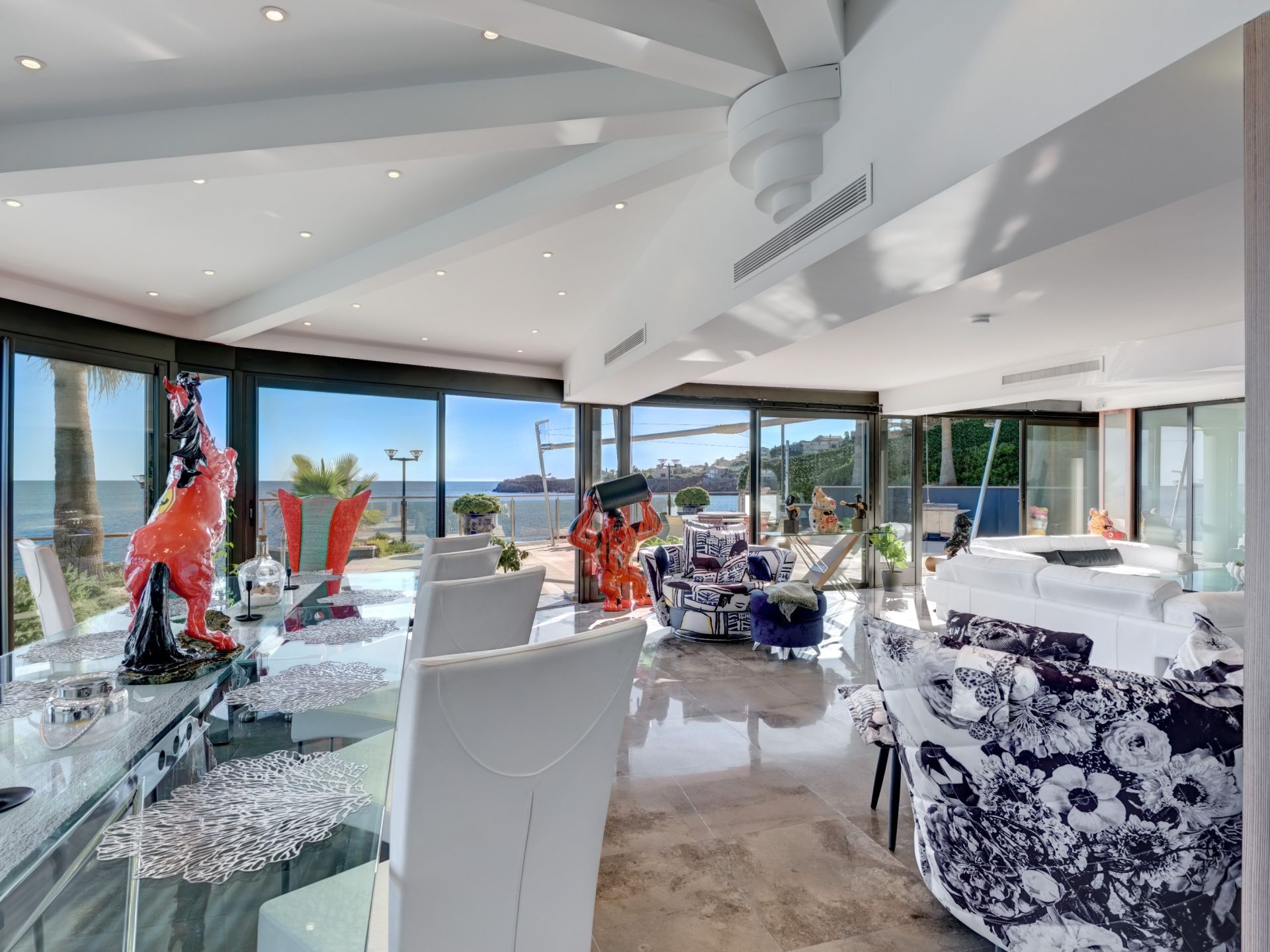 maison contemporaine 4 Pièces en vente sur ST RAPHAEL (83700)