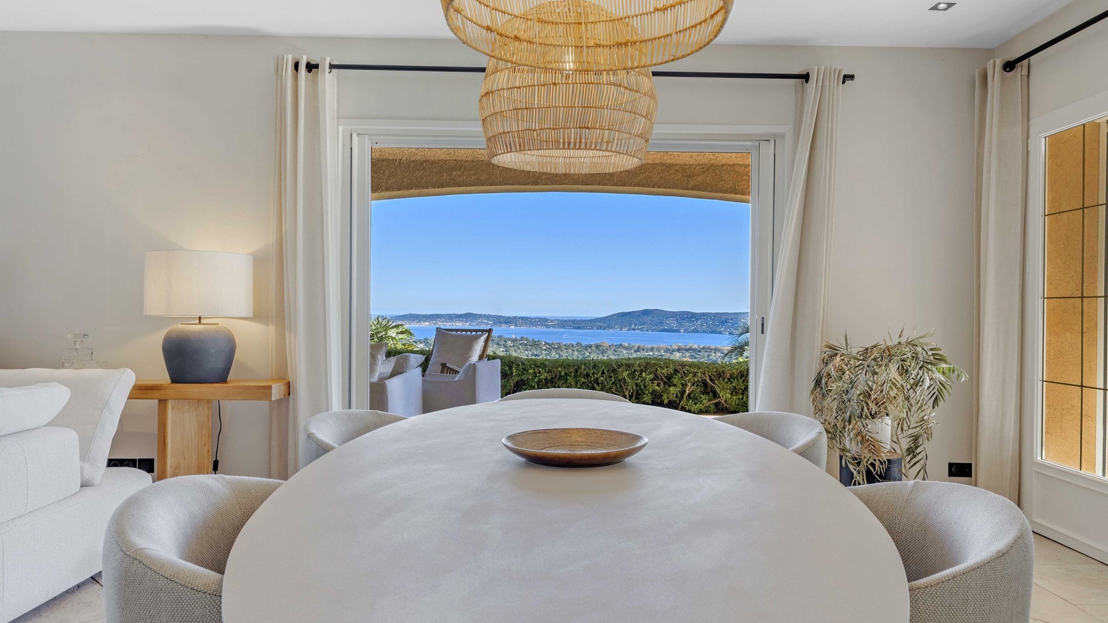 maison de maître 12 Pièces en vente sur GRIMAUD (83310)