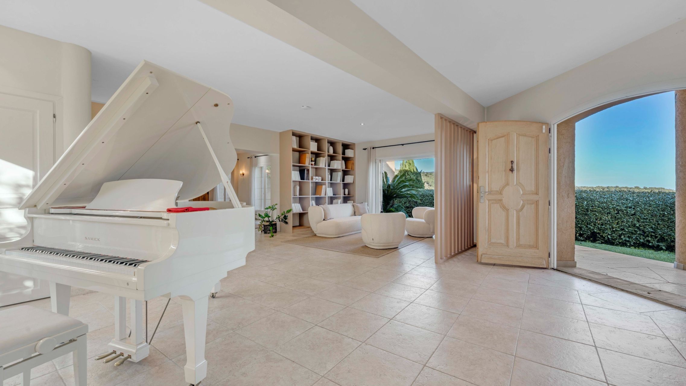 maison de maître 12 Pièces en vente sur GRIMAUD (83310)