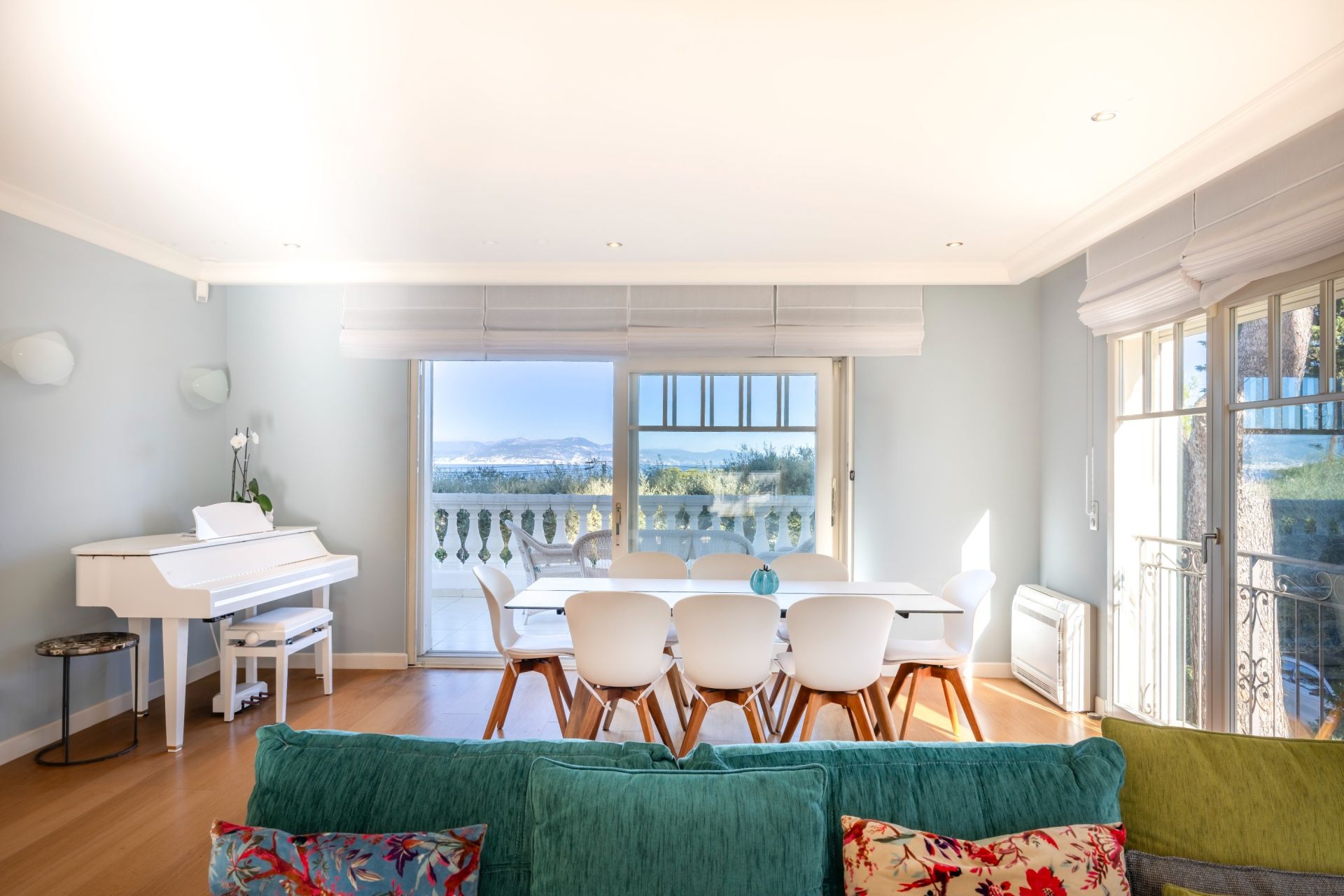 villa 5 Pièces en vente sur CAP D ANTIBES (06160)