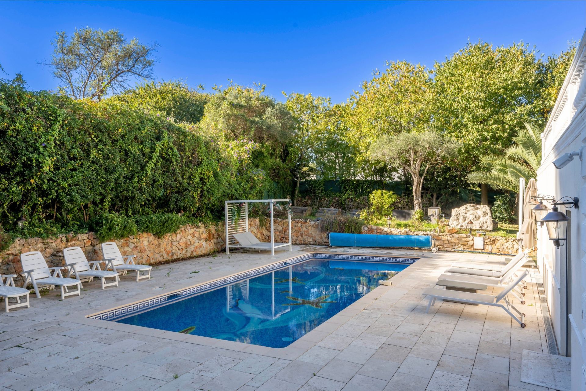 villa 5 Pièces en vente sur CAP D ANTIBES (06160)