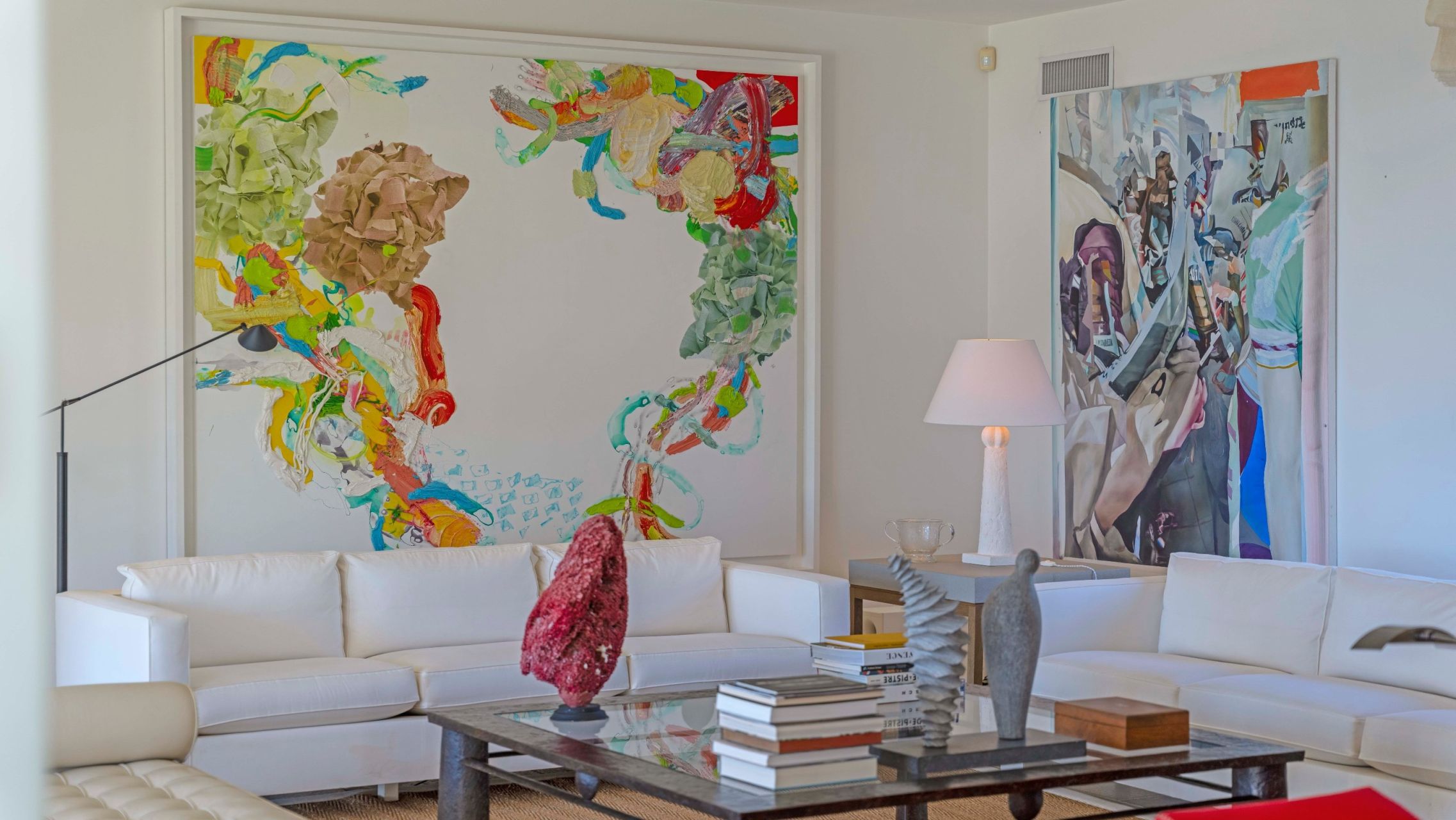 villa 12 Rooms for sale on RAMATUELLE (83350)
