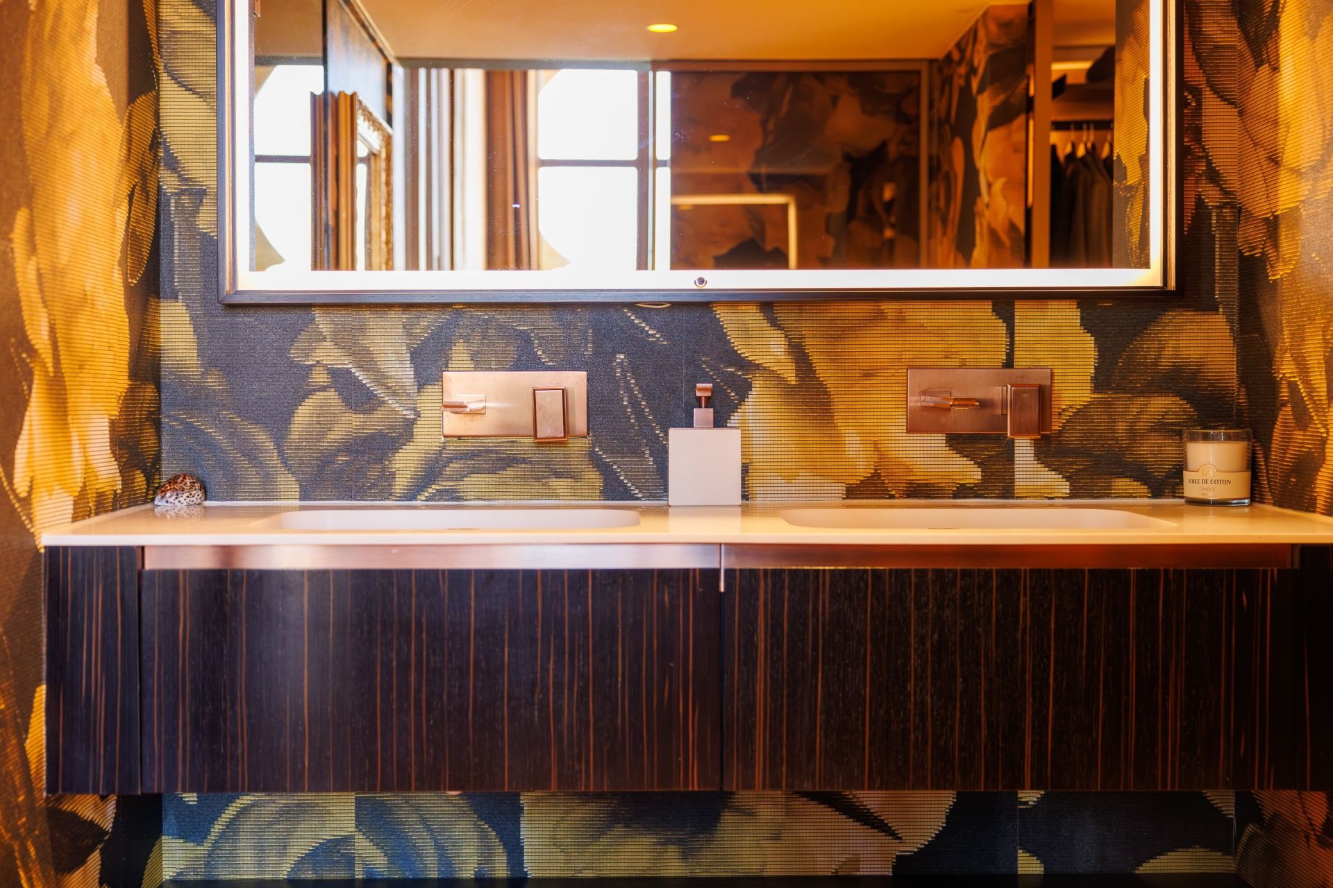 apartment 5 Rooms for sale on NICE (06000)