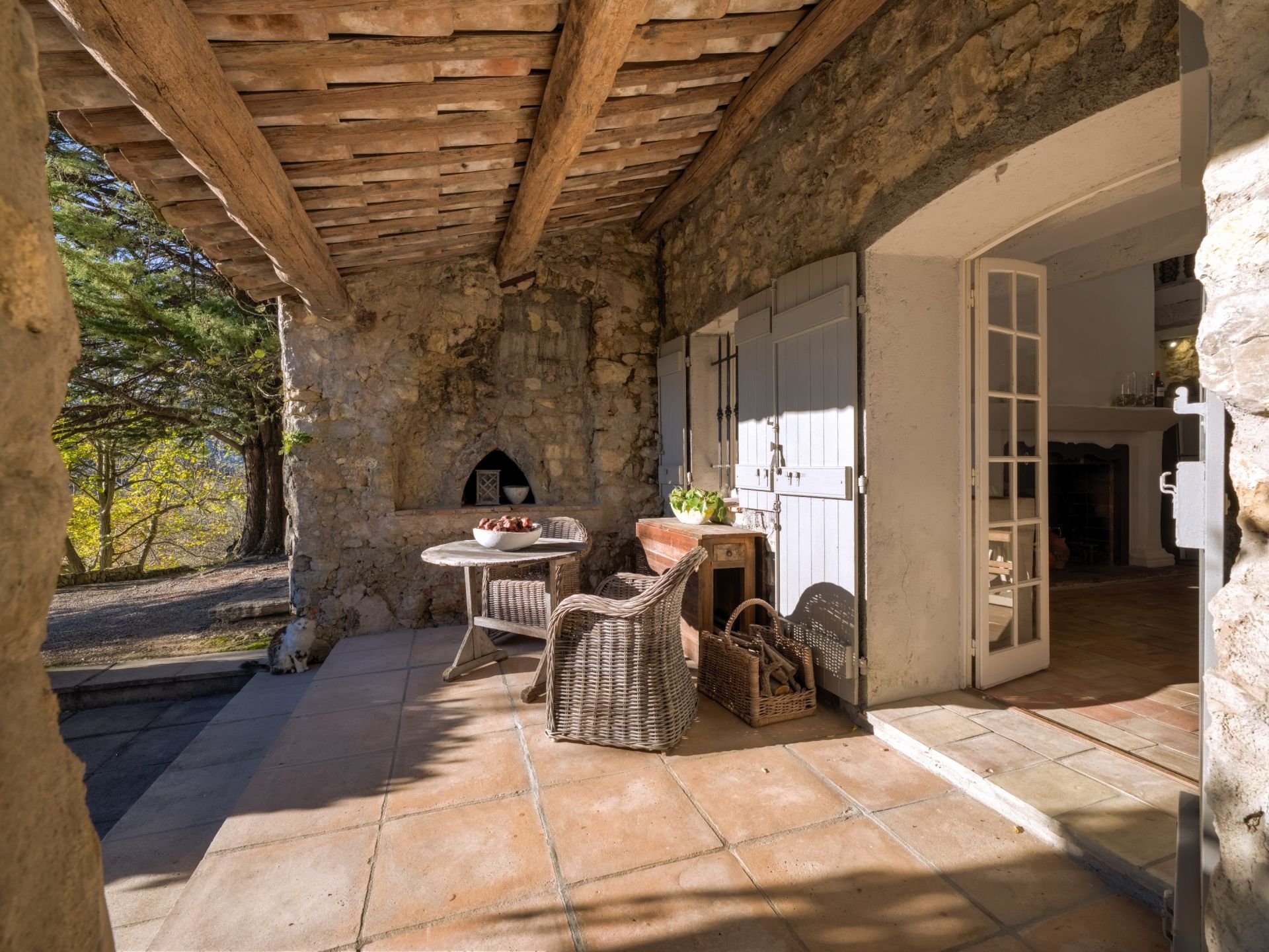 maison provençale 11 Pièces en vente sur CHATEAUNEUF GRASSE (06740)
