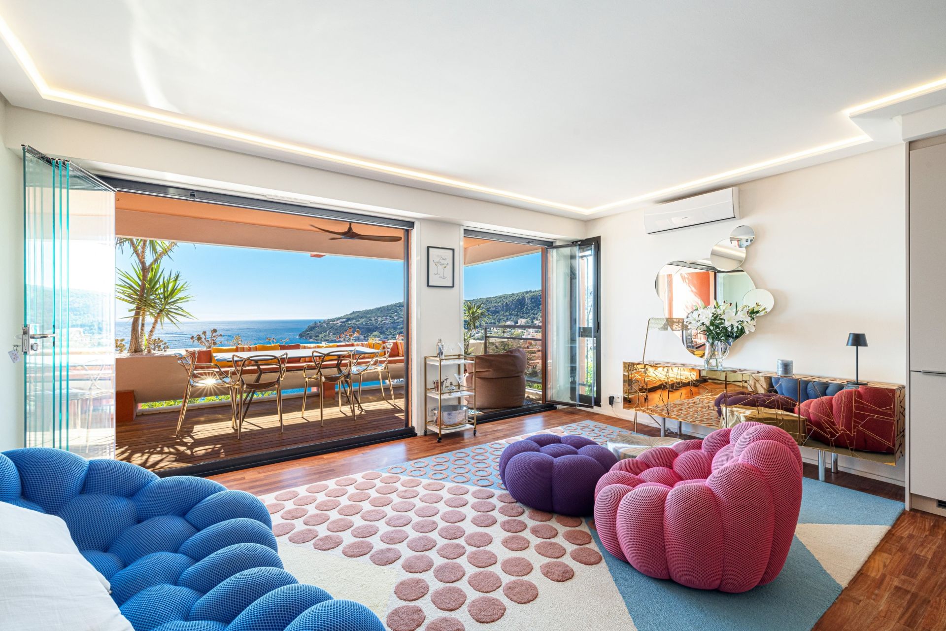 apartment 3 Rooms for sale on VILLEFRANCHE SUR MER (06230)