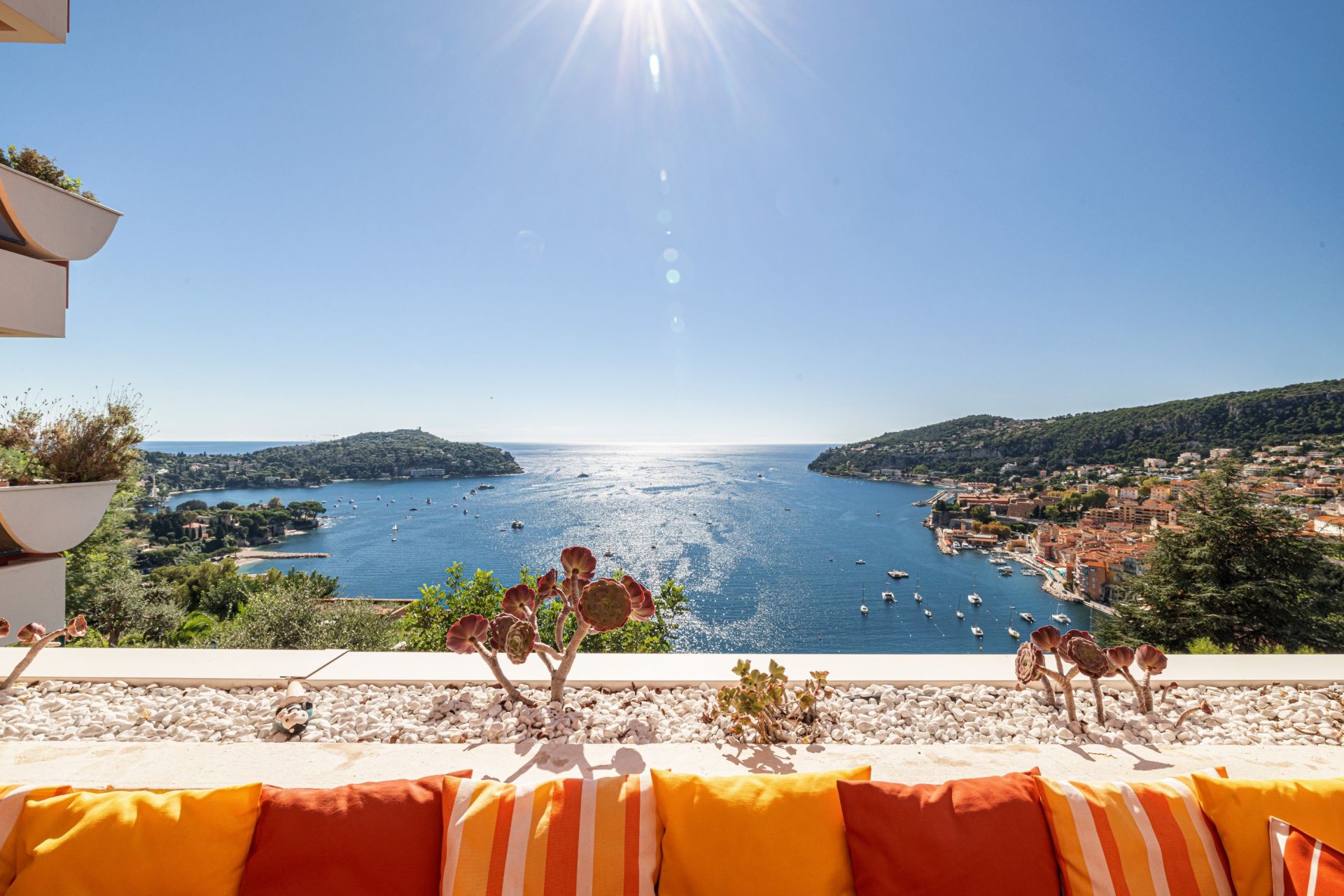 appartement 3 Pièces en vente sur VILLEFRANCHE SUR MER (06230)