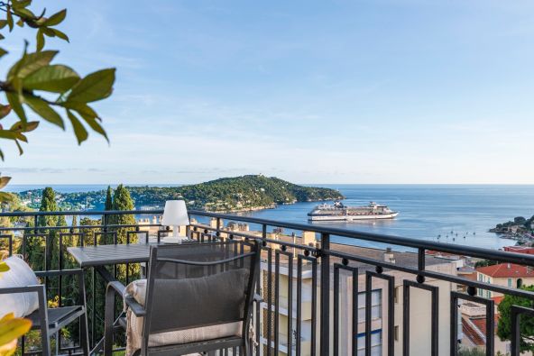 Vente Appartement Villefranche-sur-Mer 3 Pièces 99 m²
