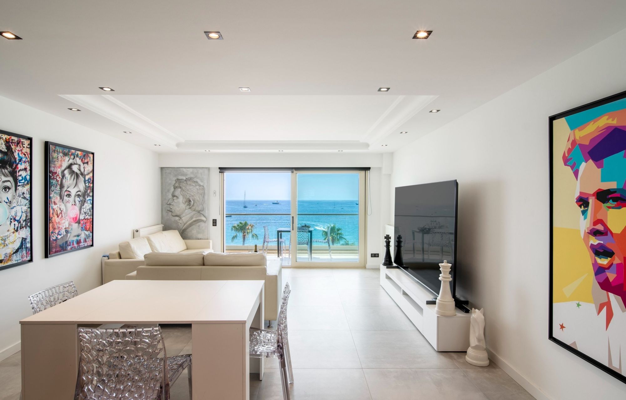 apartment 4 Rooms for sale on CANNES (06400)