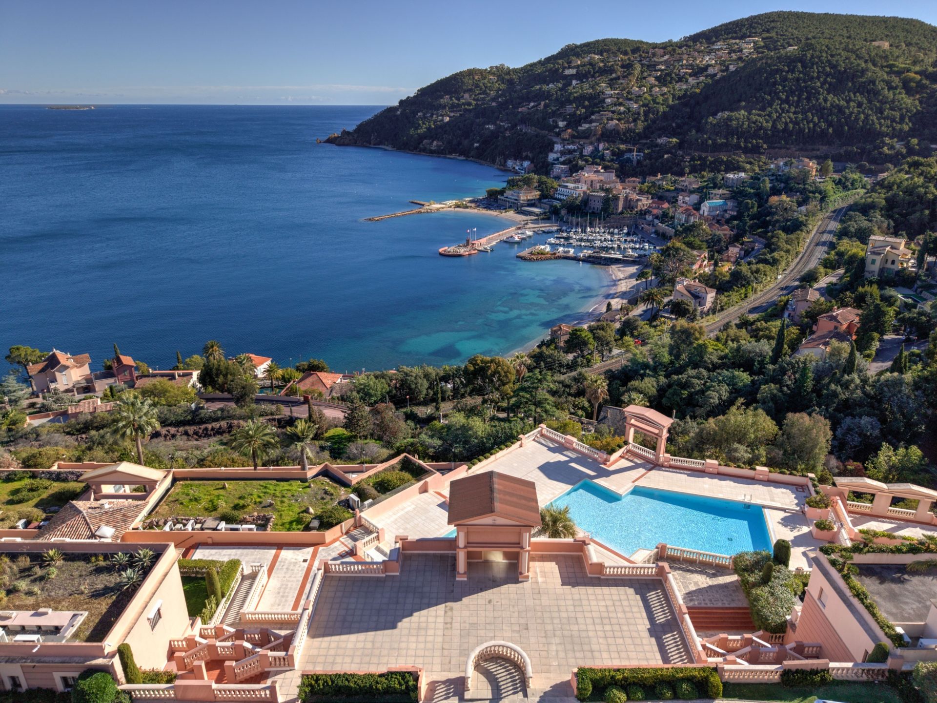 appartement 2 Pièces en vente sur THEOULE SUR MER (06590)
