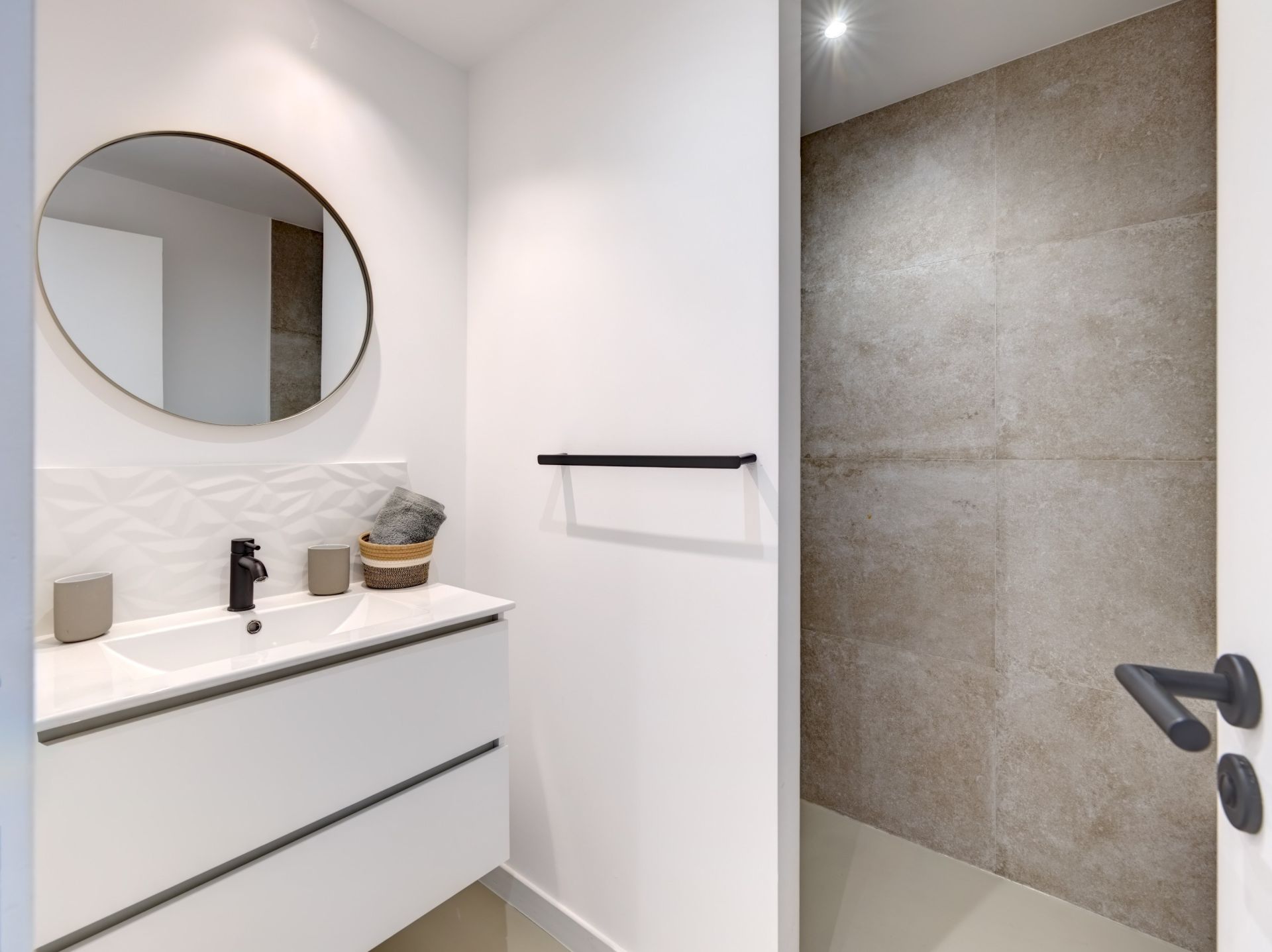 villa 8 Pièces en vente sur LES ISSAMBRES (83380)