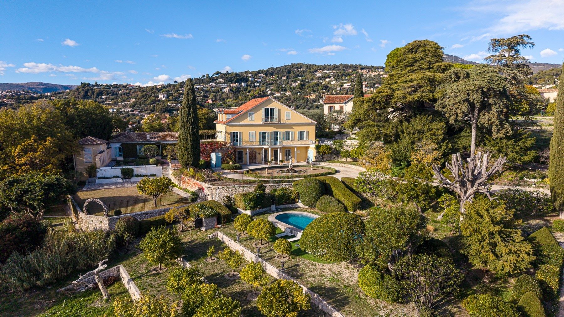 maison de maître 30 Pièces en vente sur NICE (06000)