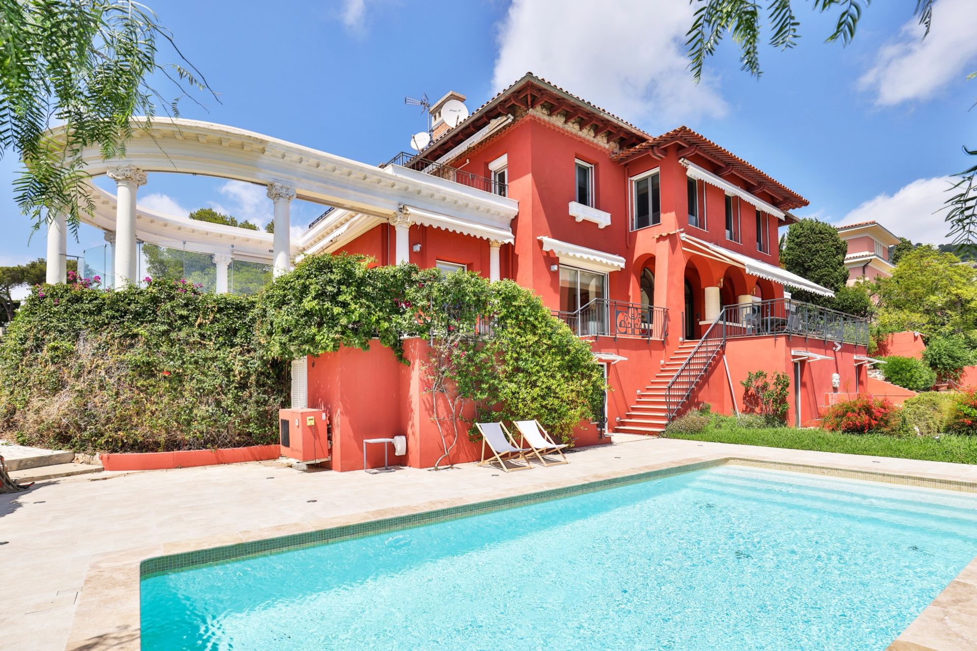 villa 10 Pièces en vente sur VILLEFRANCHE SUR MER (06230)