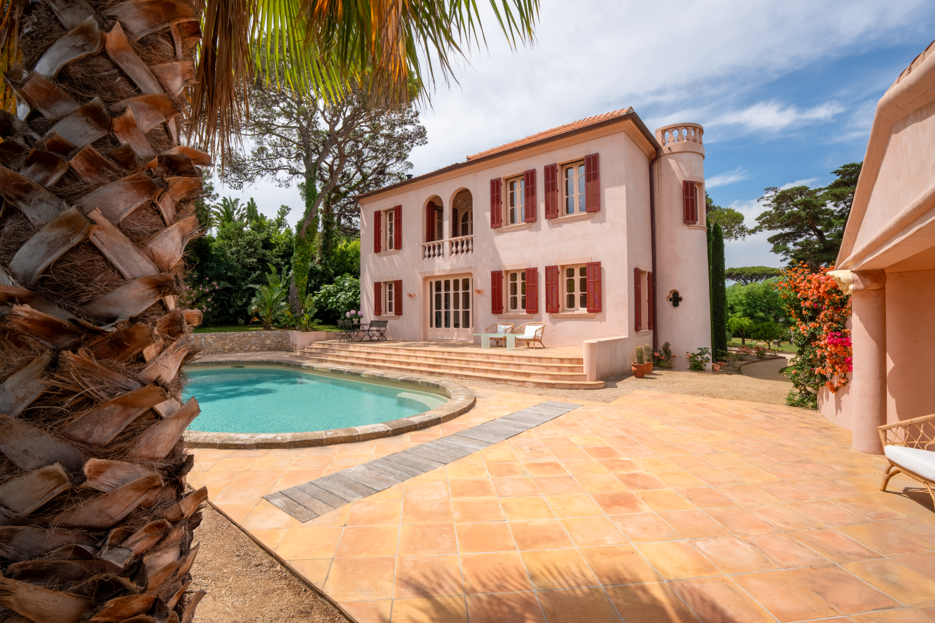 provencal house 6 Rooms for sale on ST TROPEZ (83990)