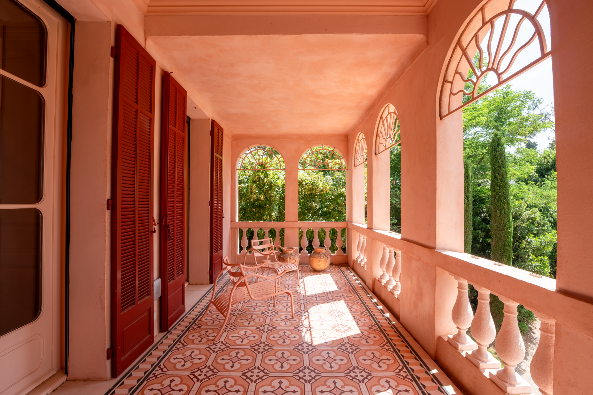 provencal house 6 Rooms for sale on ST TROPEZ (83990)