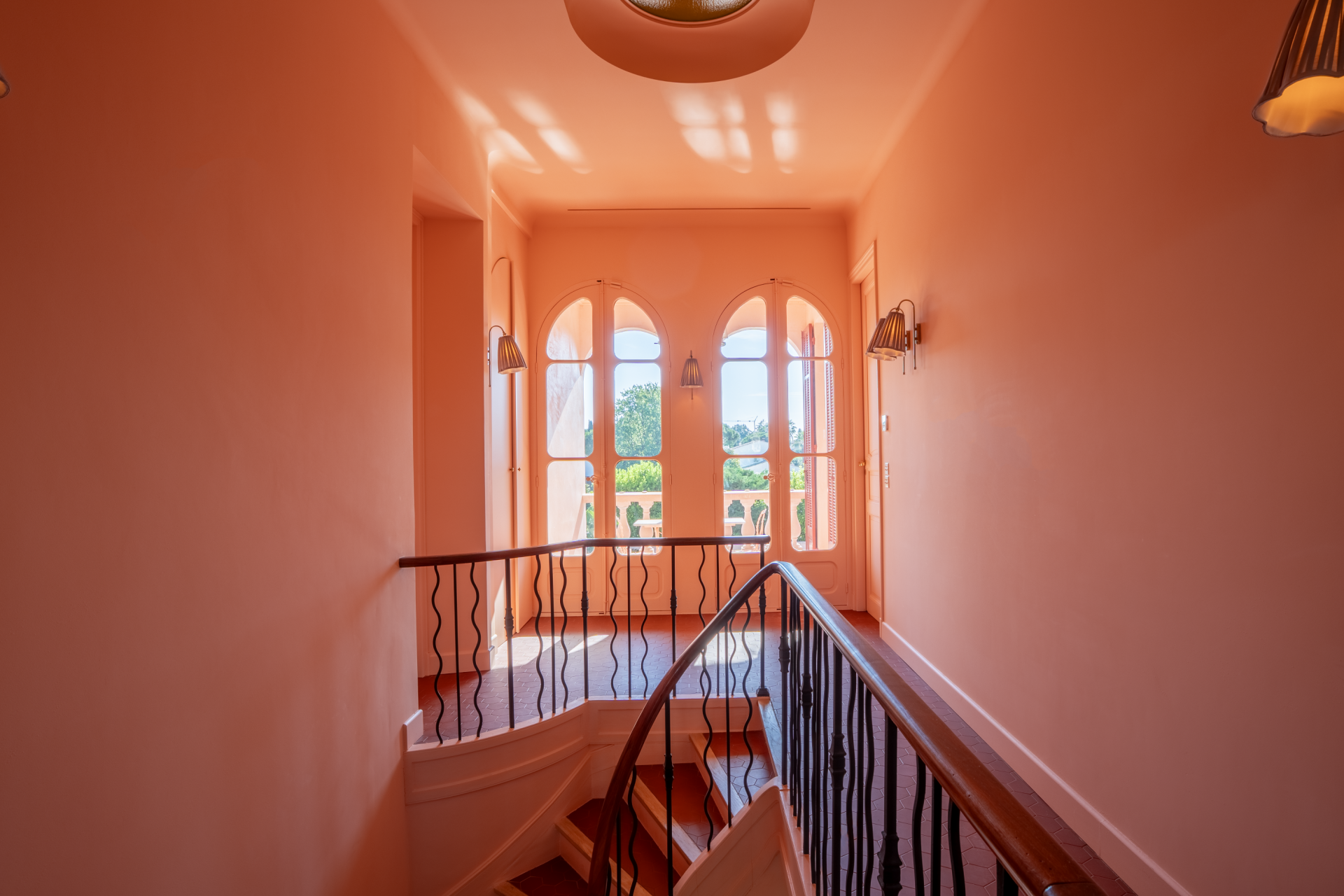 provencal house 6 Rooms for sale on ST TROPEZ (83990)
