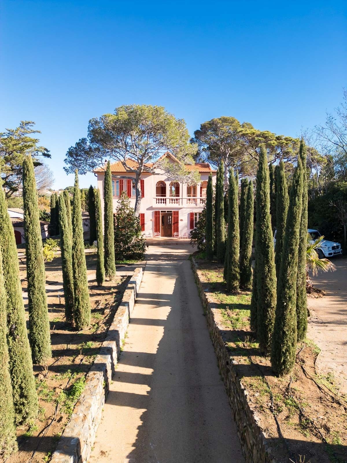provencal house 6 Rooms for sale on ST TROPEZ (83990)