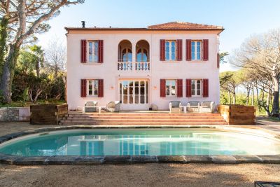 Sale Provencal house Saint-Tropez 6 Rooms 273 m²