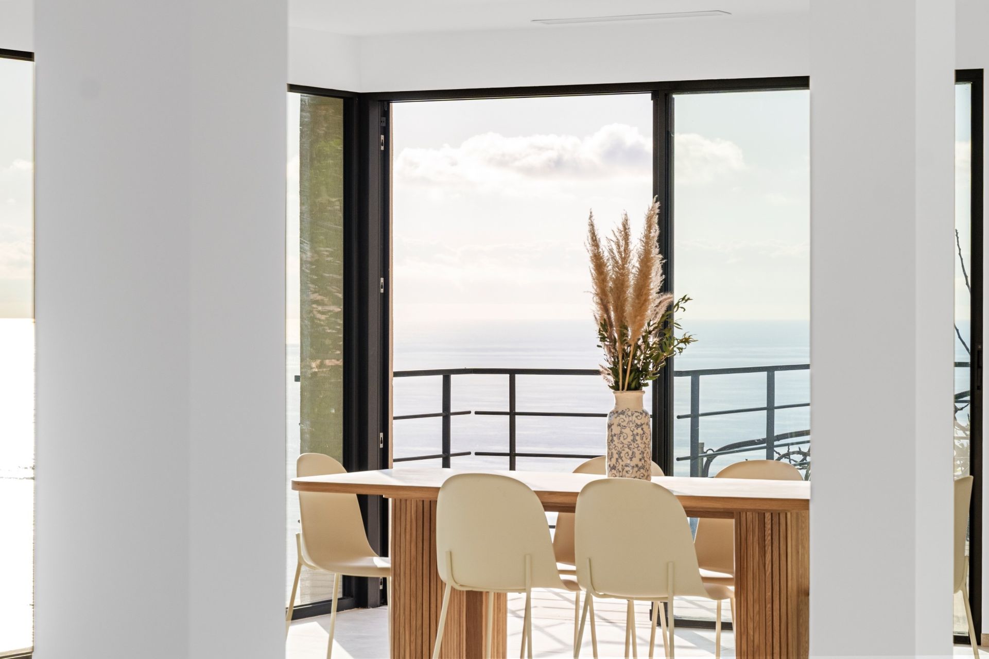 villa 5 Pièces en vente sur ROQUEBRUNE CAP MARTIN (06190)