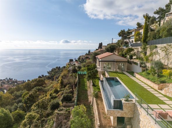Vente Villa Roquebrune-Cap-Martin 5&nbsp;Pièces 200&nbsp;m²