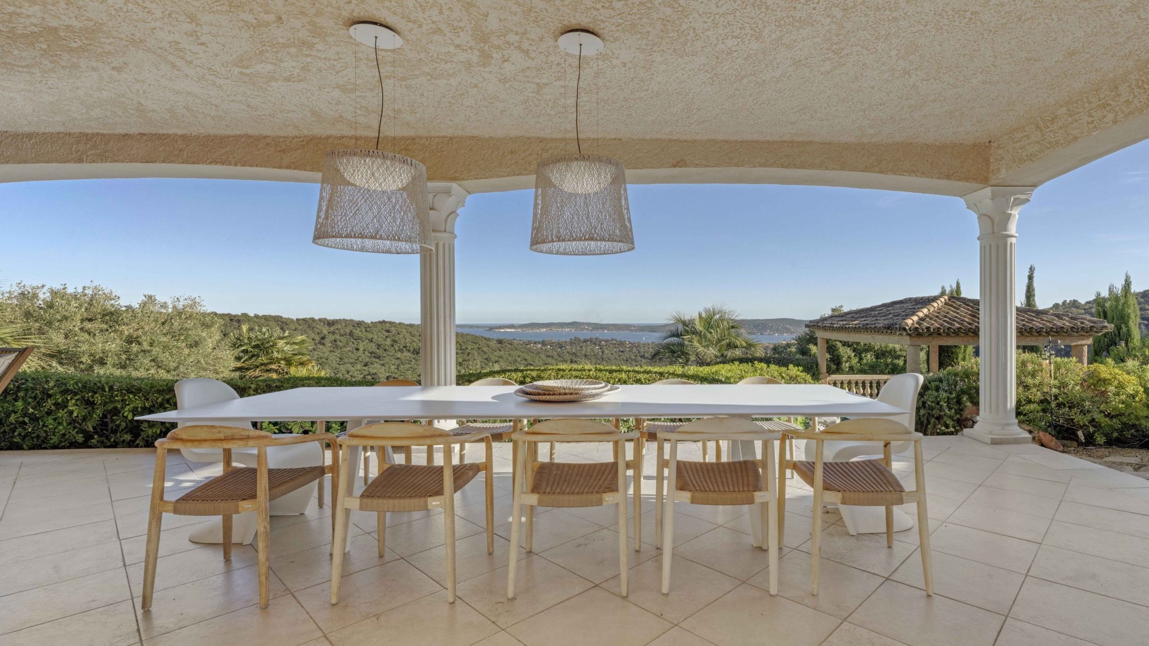 mansion 12 Rooms for sale on GRIMAUD (83310)