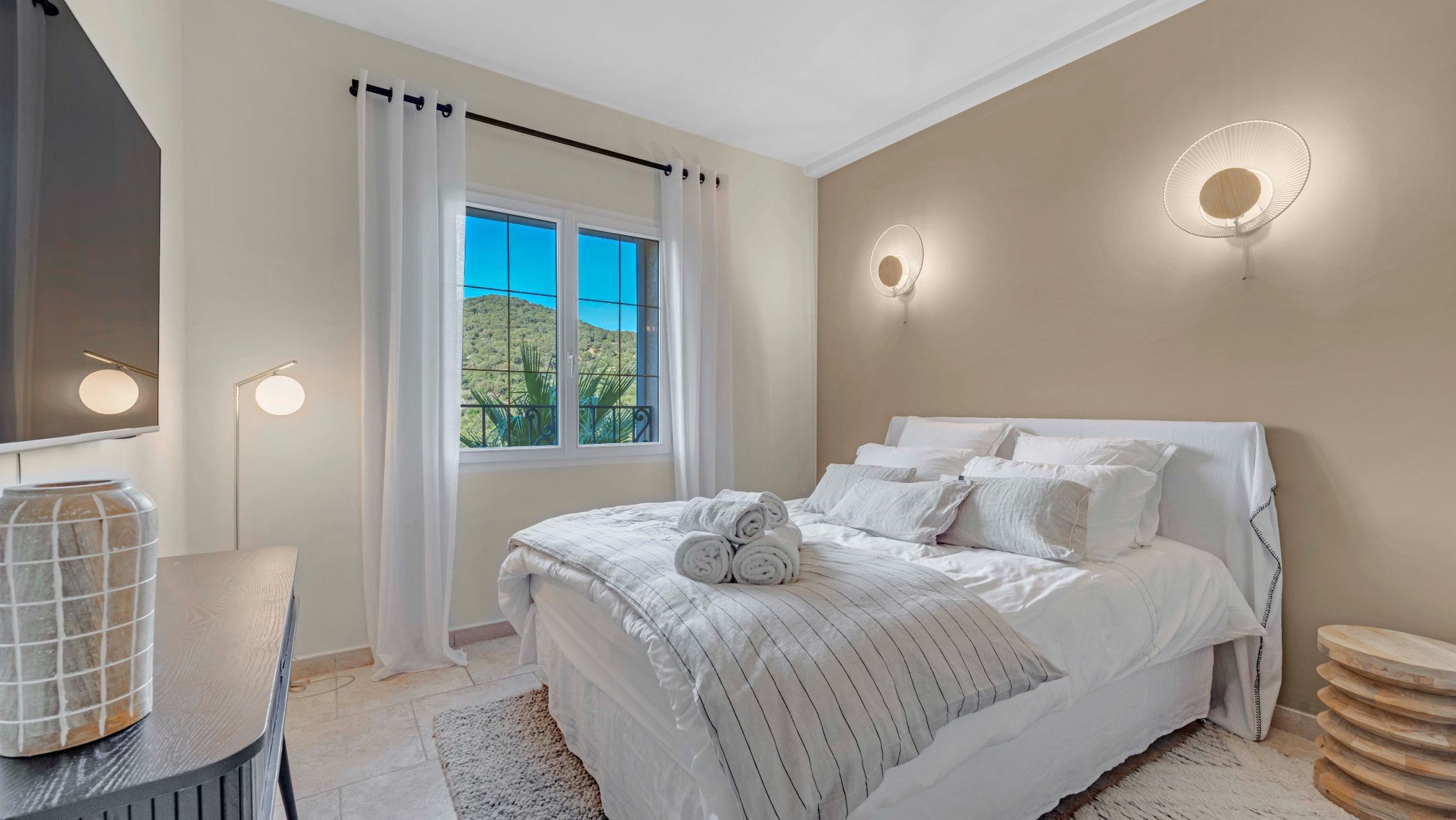 maison de maître 12 Pièces en vente sur GRIMAUD (83310)