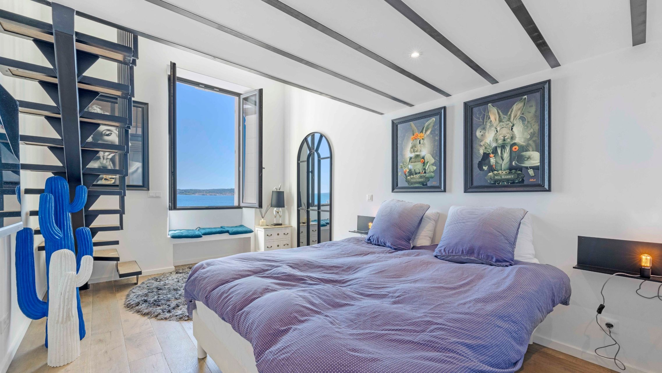 apartment 4 Rooms for sale on STE MAXIME (83120)