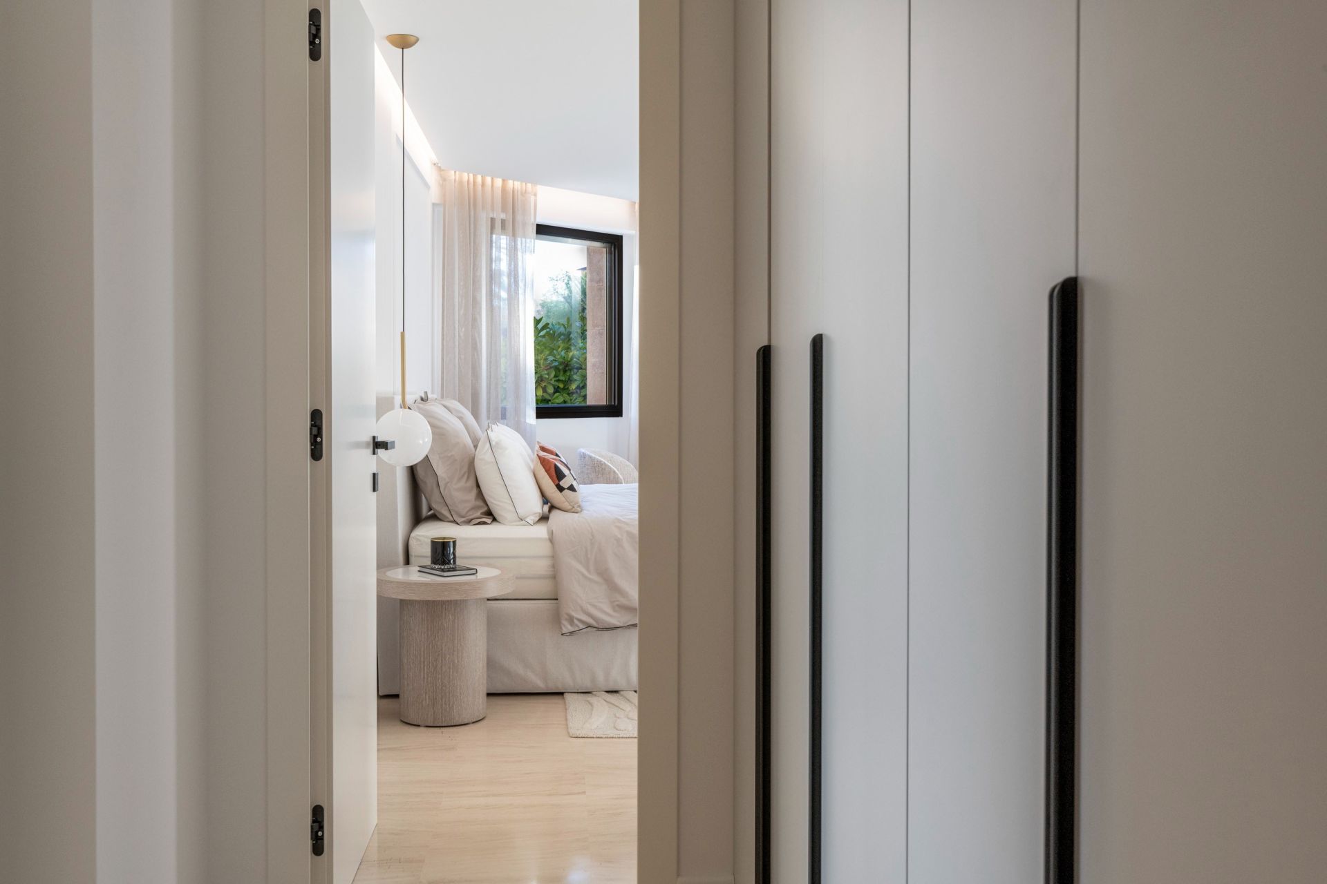 apartment 4 Rooms for sale on NICE (06300)