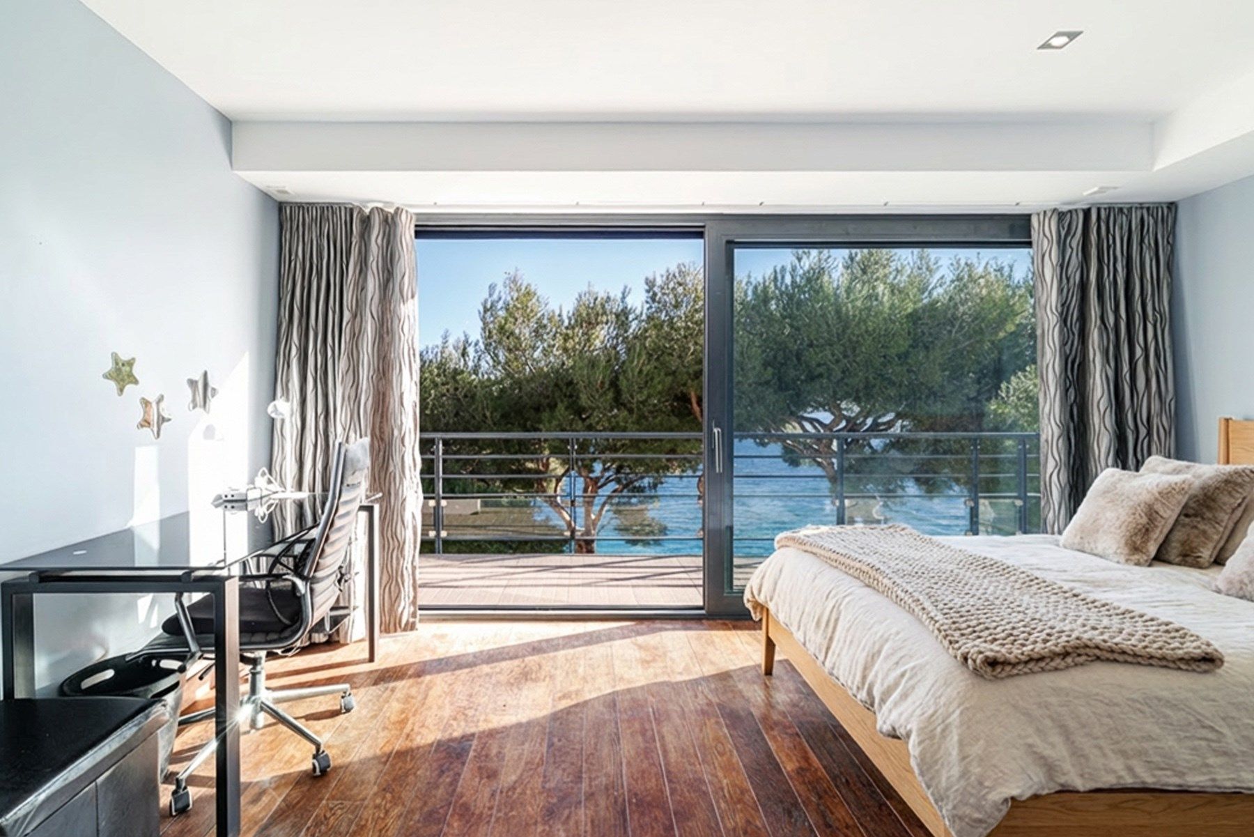 maison contemporaine 5 Pièces en vente sur EZE (06360)