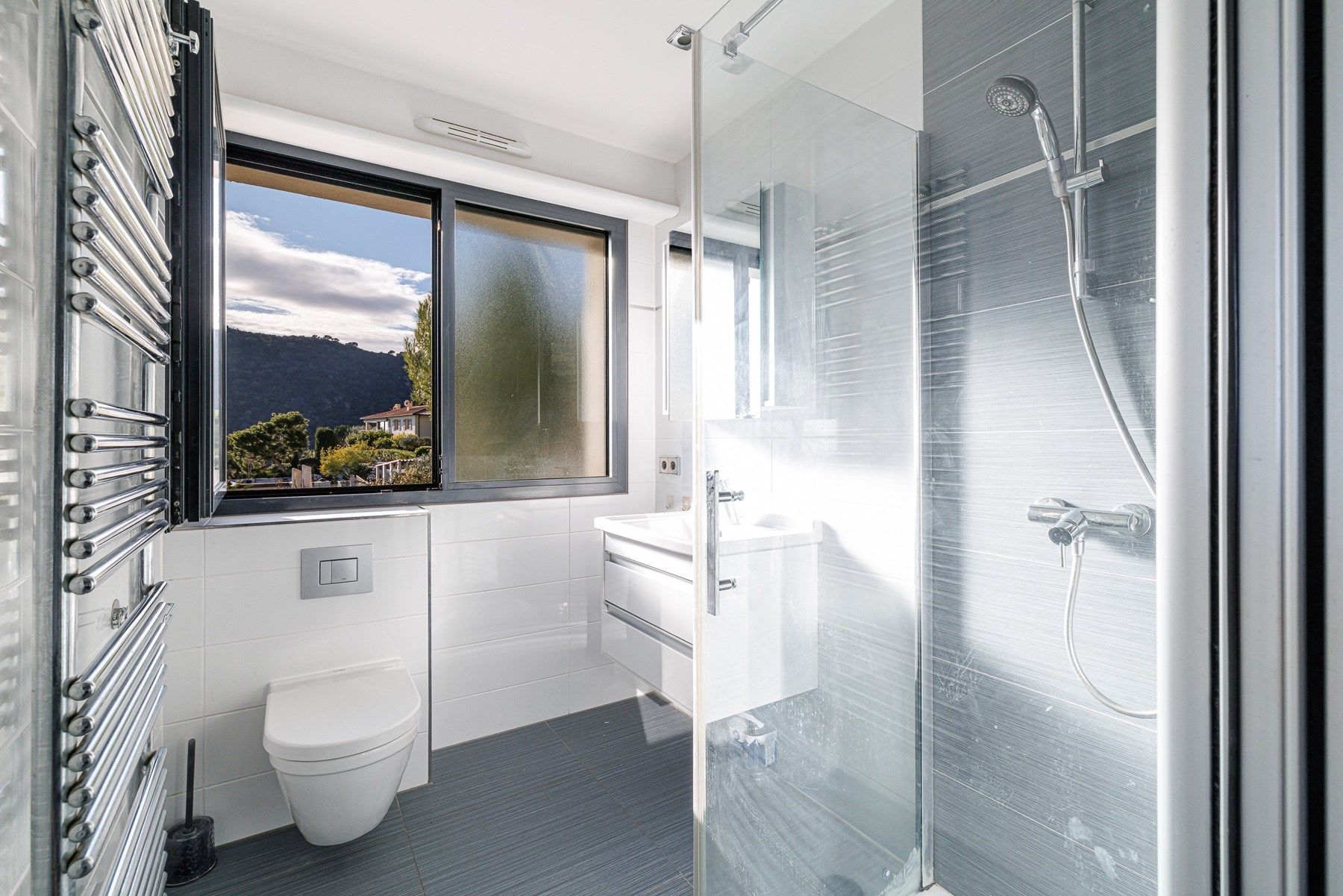 maison contemporaine 5 Pièces en vente sur EZE (06360)