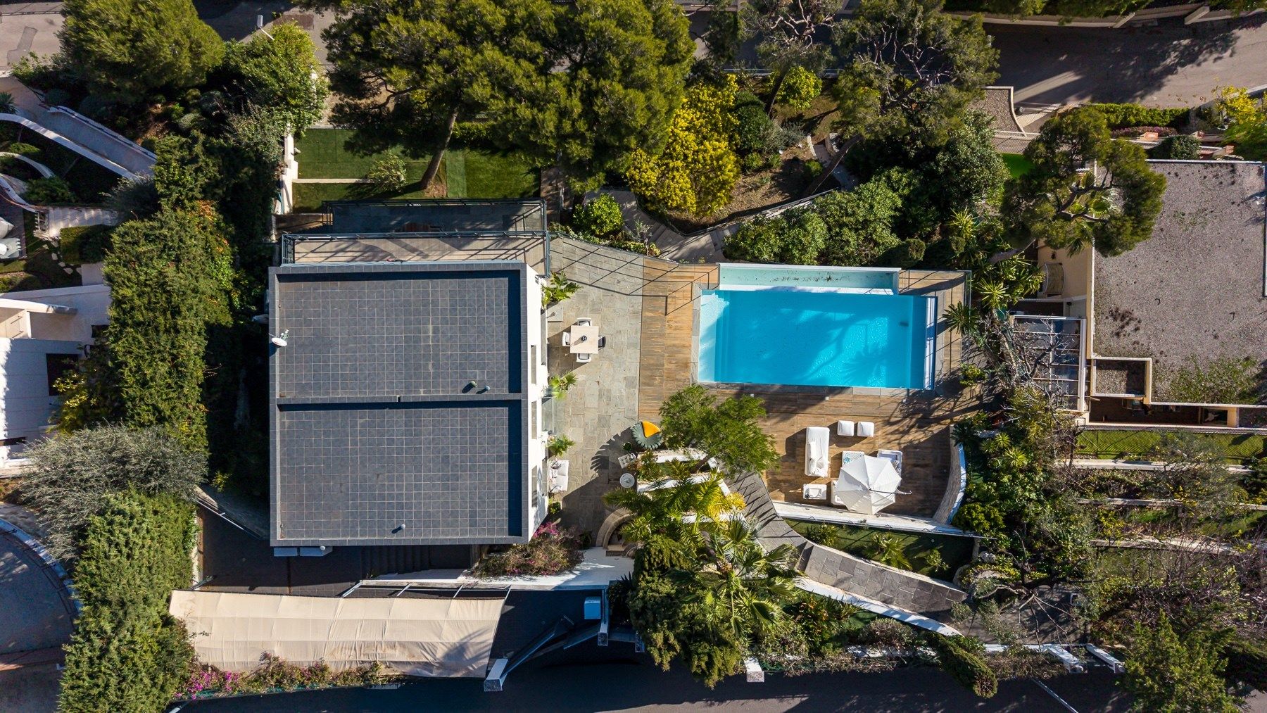 maison contemporaine 5 Pièces en vente sur EZE (06360)